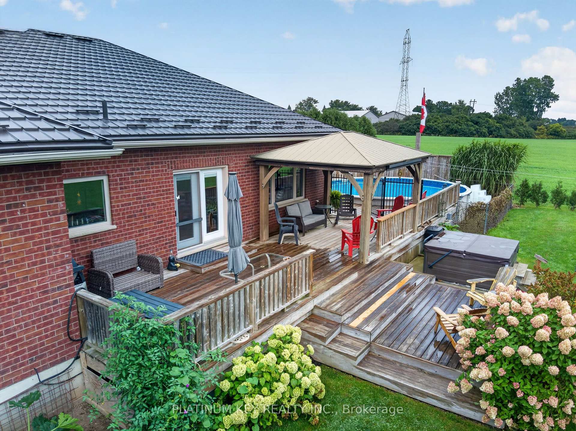 Photo 46 of 653 Peter Street, Strathroy-Caradoc, Melbourne — HOMEH