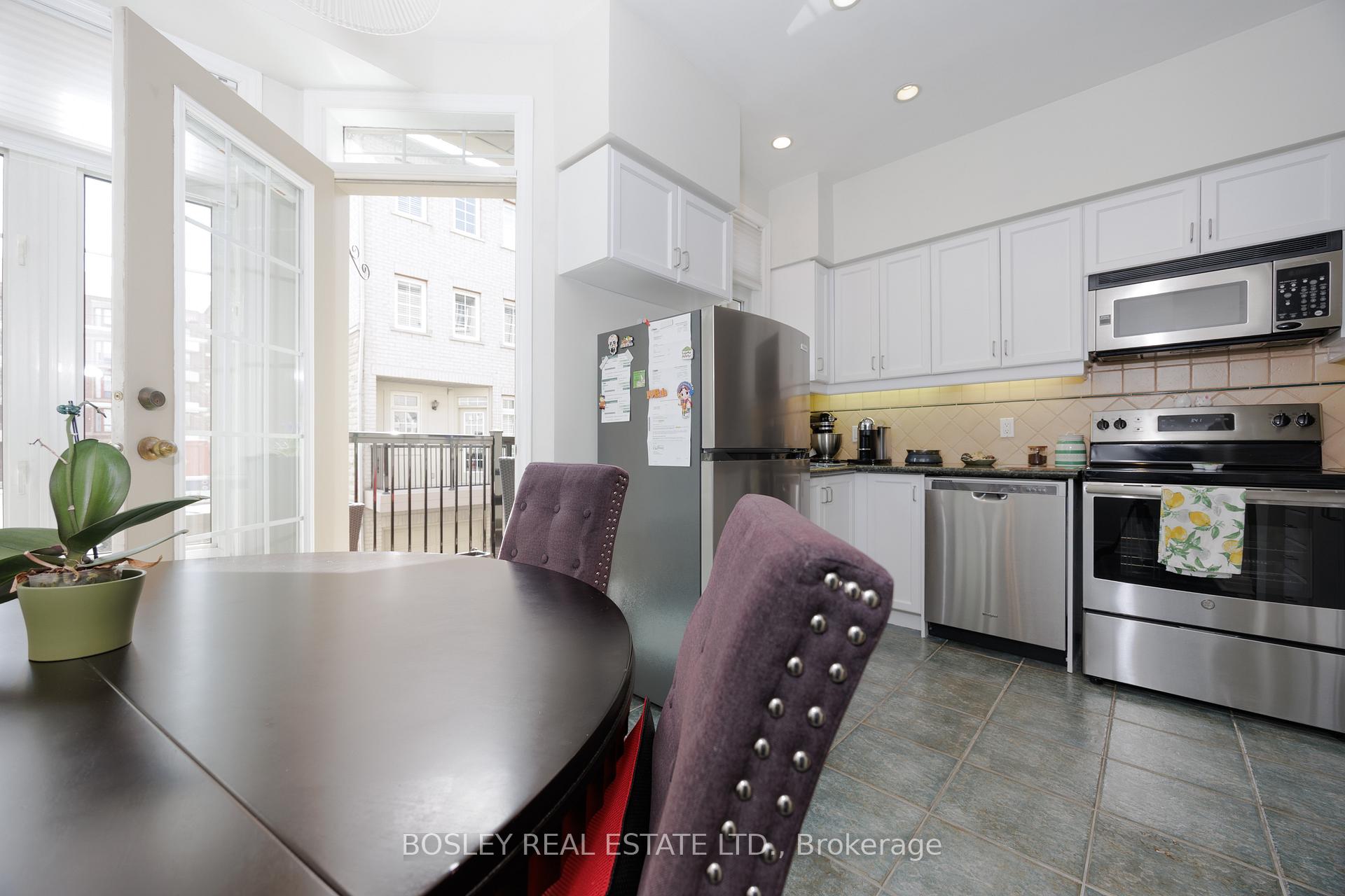 Photo 13 of 17 Krawchuk Lane, Toronto, Leaside — HOMEH