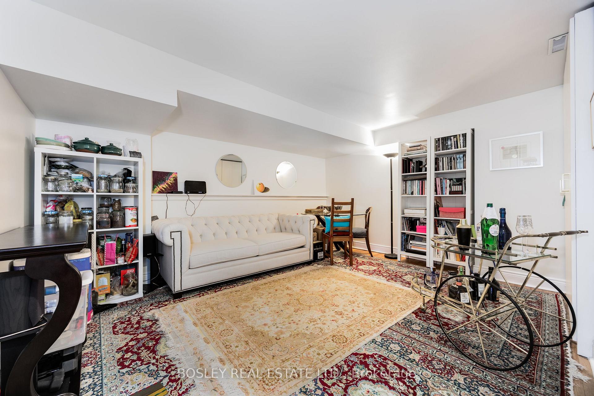 Photo 34 of 17 Krawchuk Lane, Toronto, Leaside — HOMEH