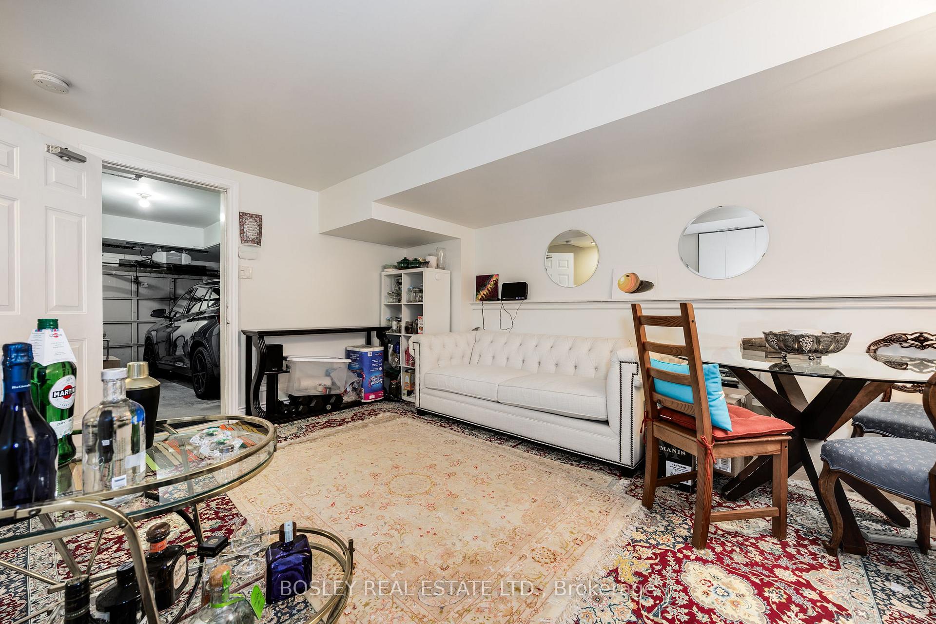 Photo 35 of 17 Krawchuk Lane, Toronto, Leaside — HOMEH