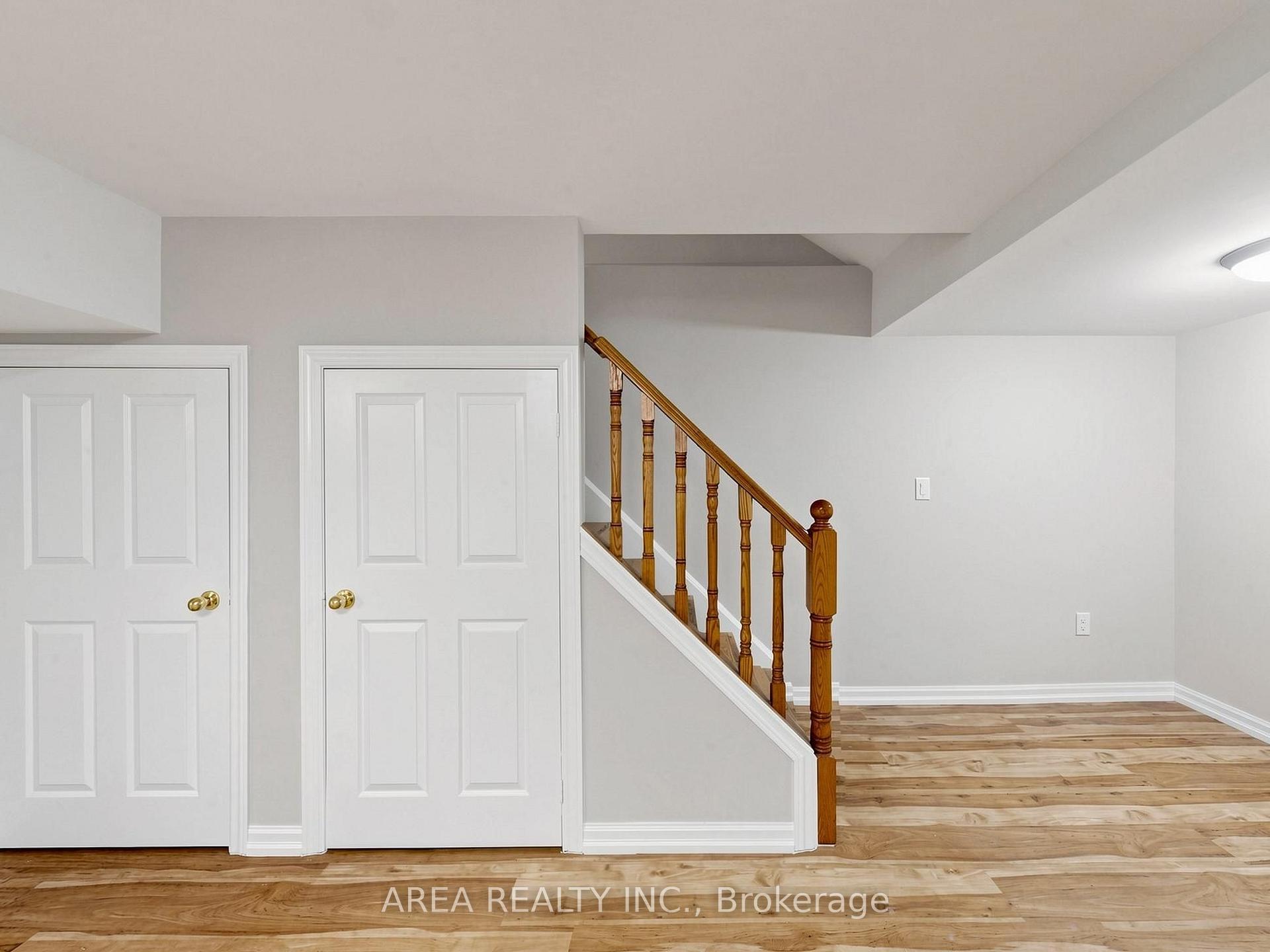 Photo 36 of 4749 Empire Crescent, Mississauga, Hurontario — HOMEH
