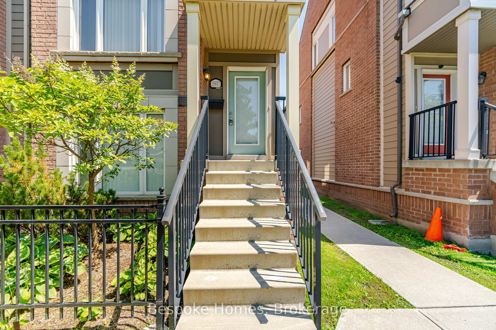 Photo 4 of 15937 Bayview Avenue, Aurora, Bayview Northeast — HOMEH