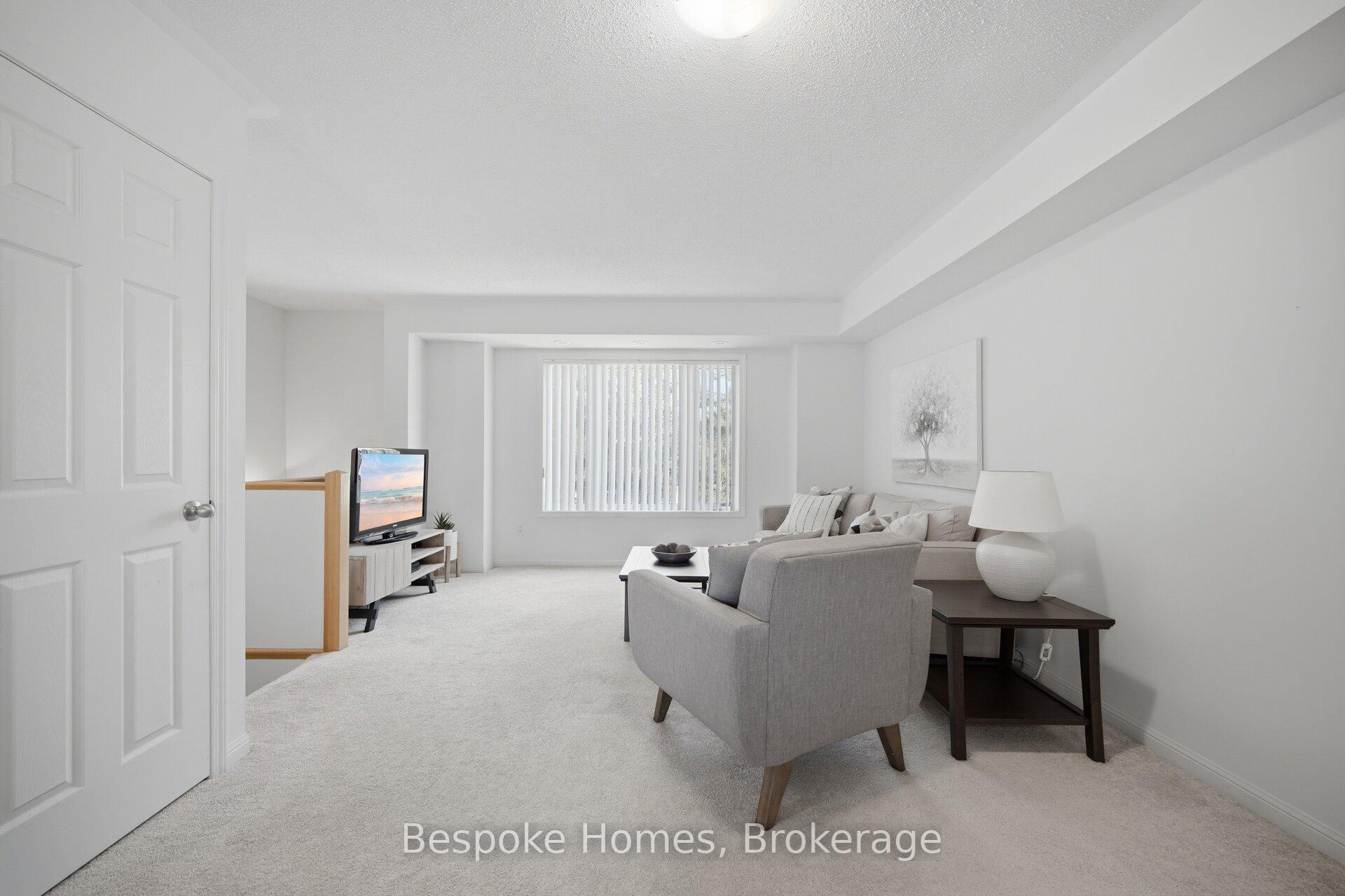 Photo 6 of 15937 Bayview Avenue, Aurora, Bayview Northeast — HOMEH