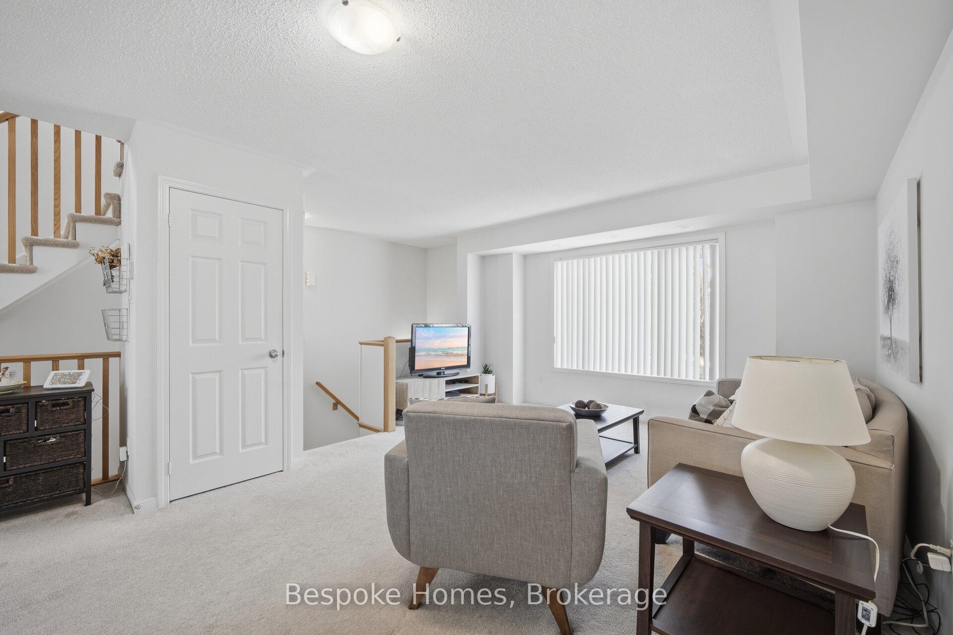 Photo 7 of 15937 Bayview Avenue, Aurora, Bayview Northeast — HOMEH