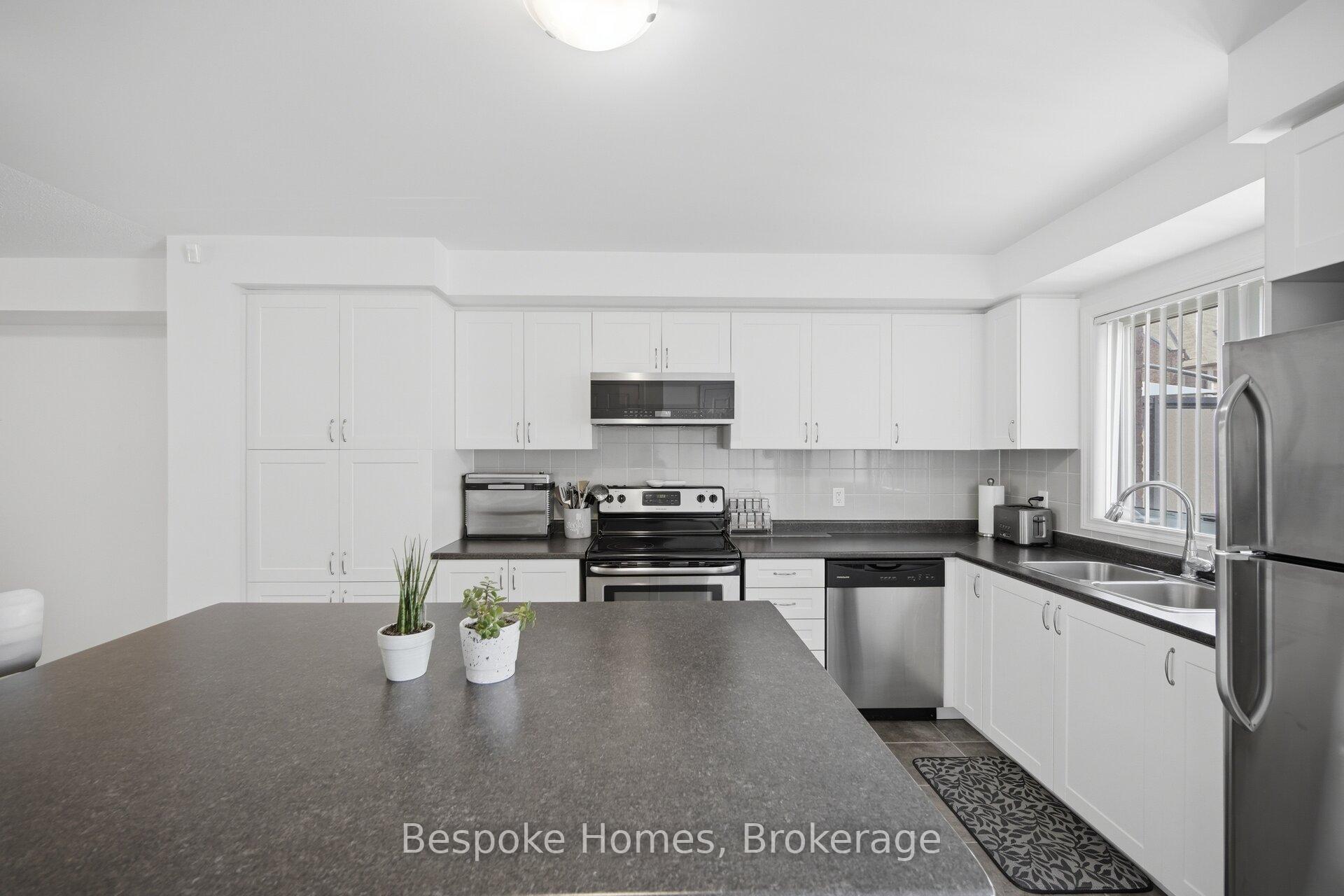 Photo 10 of 15937 Bayview Avenue, Aurora, Bayview Northeast — HOMEH