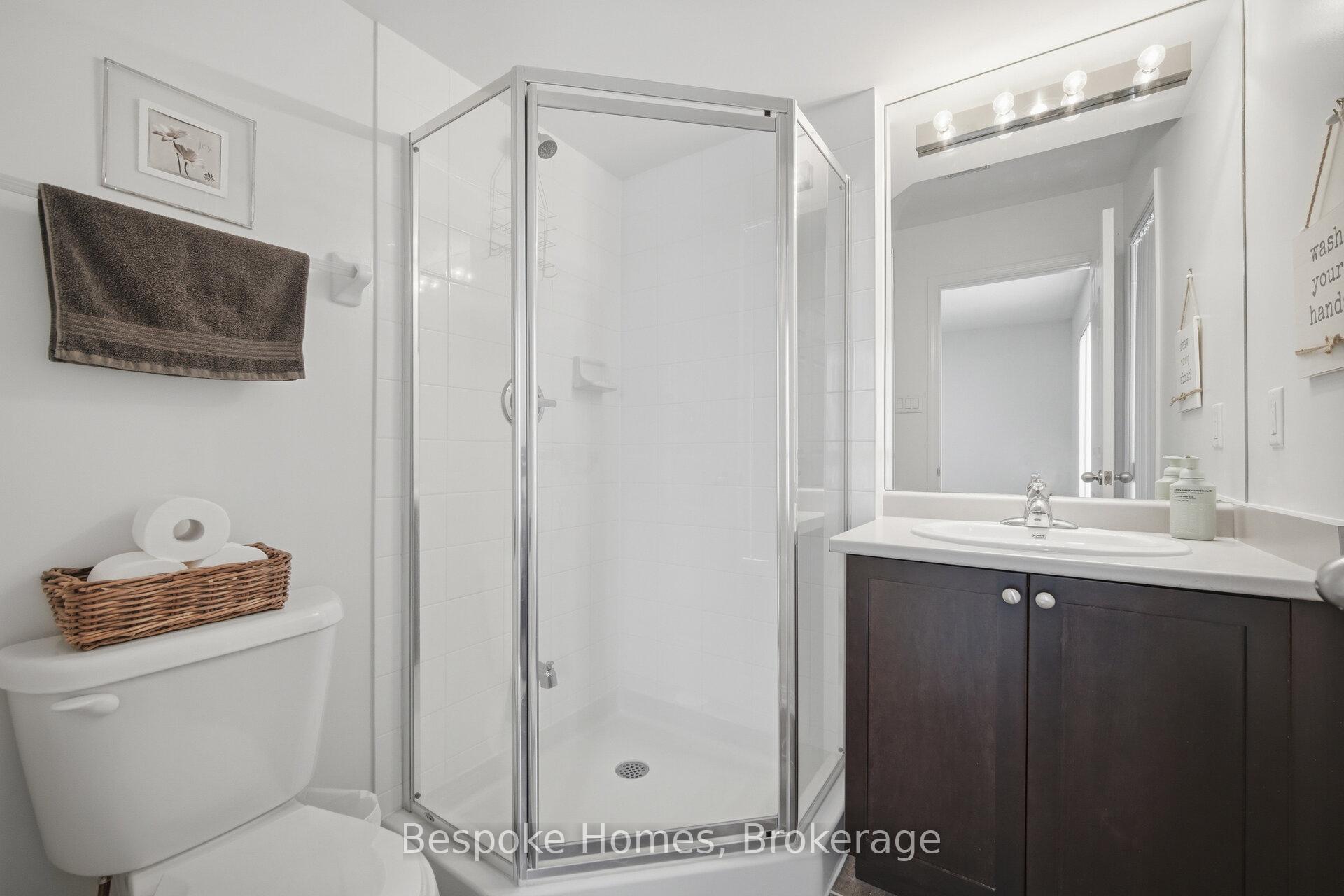 Photo 19 of 15937 Bayview Avenue, Aurora, Bayview Northeast — HOMEH