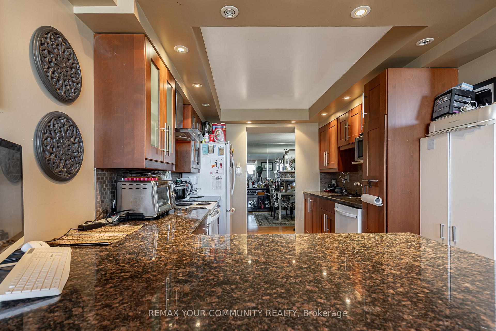 Photo 13 of Unit 1109, 4725 Sheppard Avenue E, Scarborough, Agincourt South-Malvern West — HOMEH