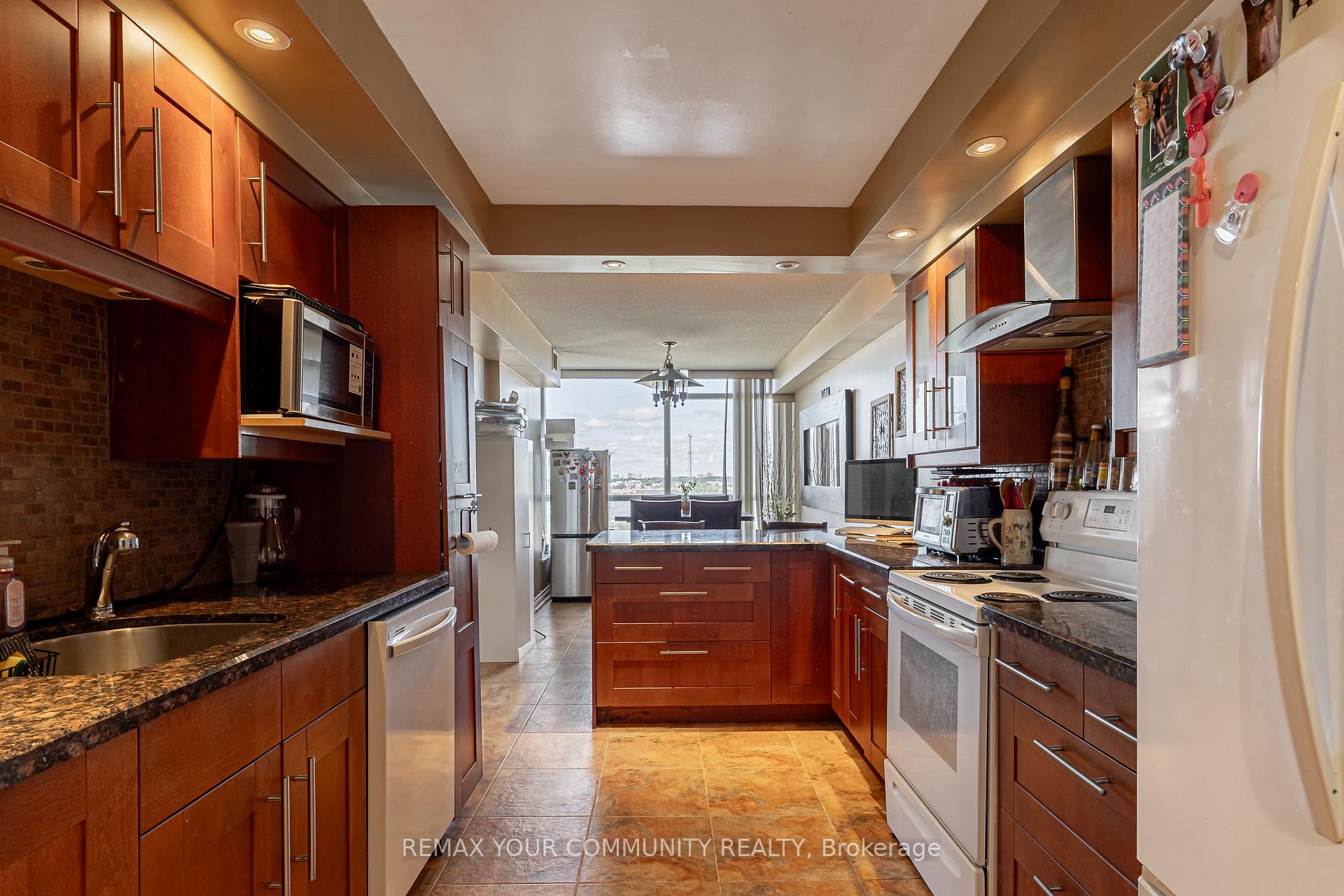 Photo 15 of Unit 1109, 4725 Sheppard Avenue E, Scarborough, Agincourt South-Malvern West — HOMEH