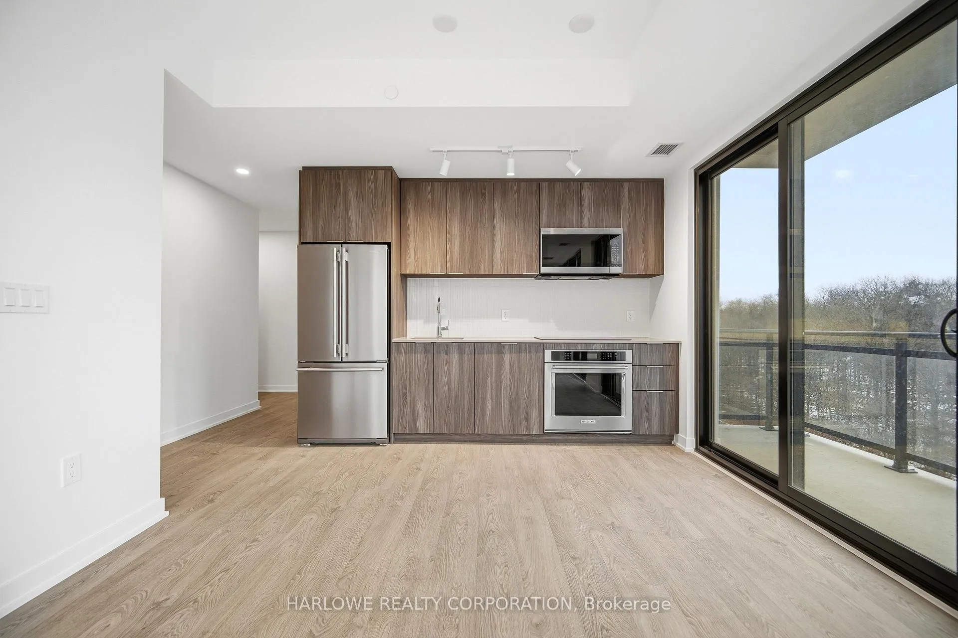 Photo 16 of Unit 420, 750 Whitlock Avenue, Milton, Cobban — HOMEH