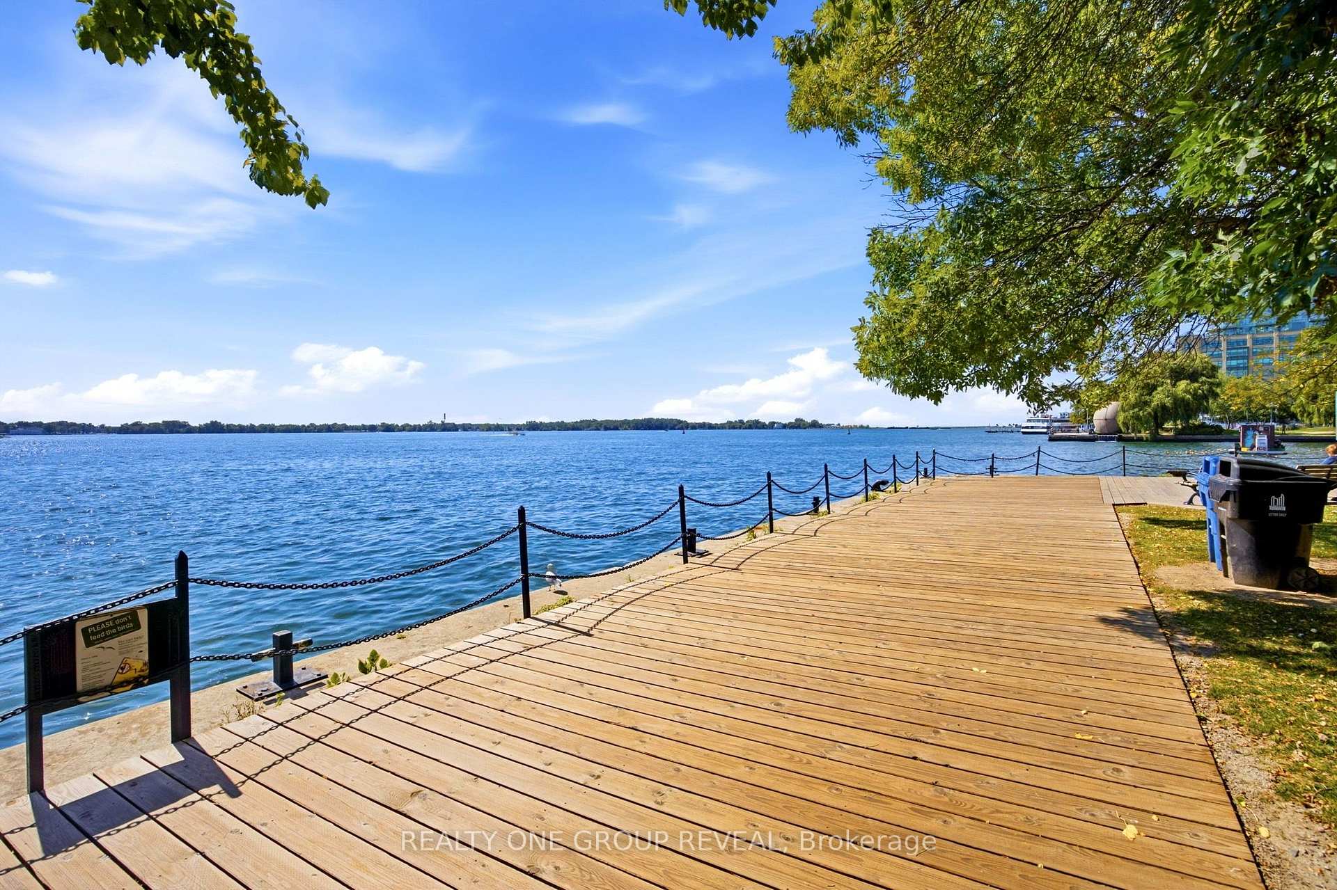 Photo 34 of 65 Harbour Square, Toronto, Waterfront Communities — HOMEH