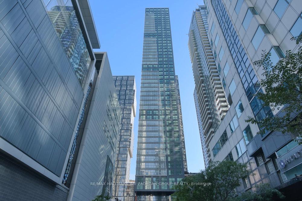 Photo 1 of Unit 4003, 327 King Street W, Toronto, Waterfront Communities — HOMEH