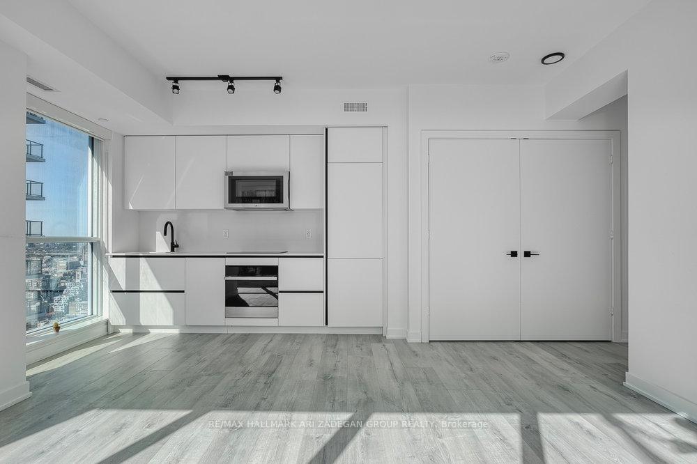 Photo 7 of Unit 4003, 327 King Street W, Toronto, Waterfront Communities — HOMEH