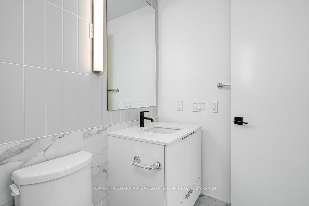 Photo 15 of Unit 4003, 327 King Street W, Toronto, Waterfront Communities — HOMEH