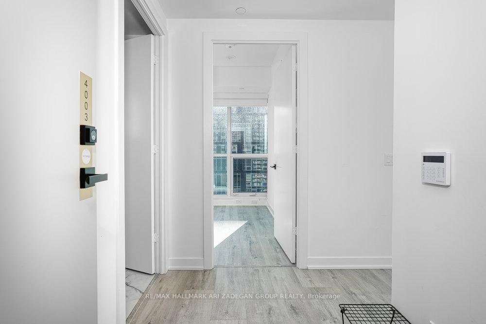 Photo 17 of Unit 4003, 327 King Street W, Toronto, Waterfront Communities — HOMEH