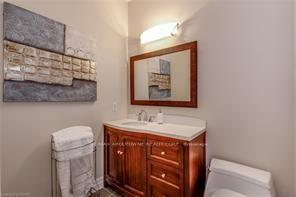 Photo 17 of 480 Hamilton Drive, Hamilton, Ancaster — HOMEH