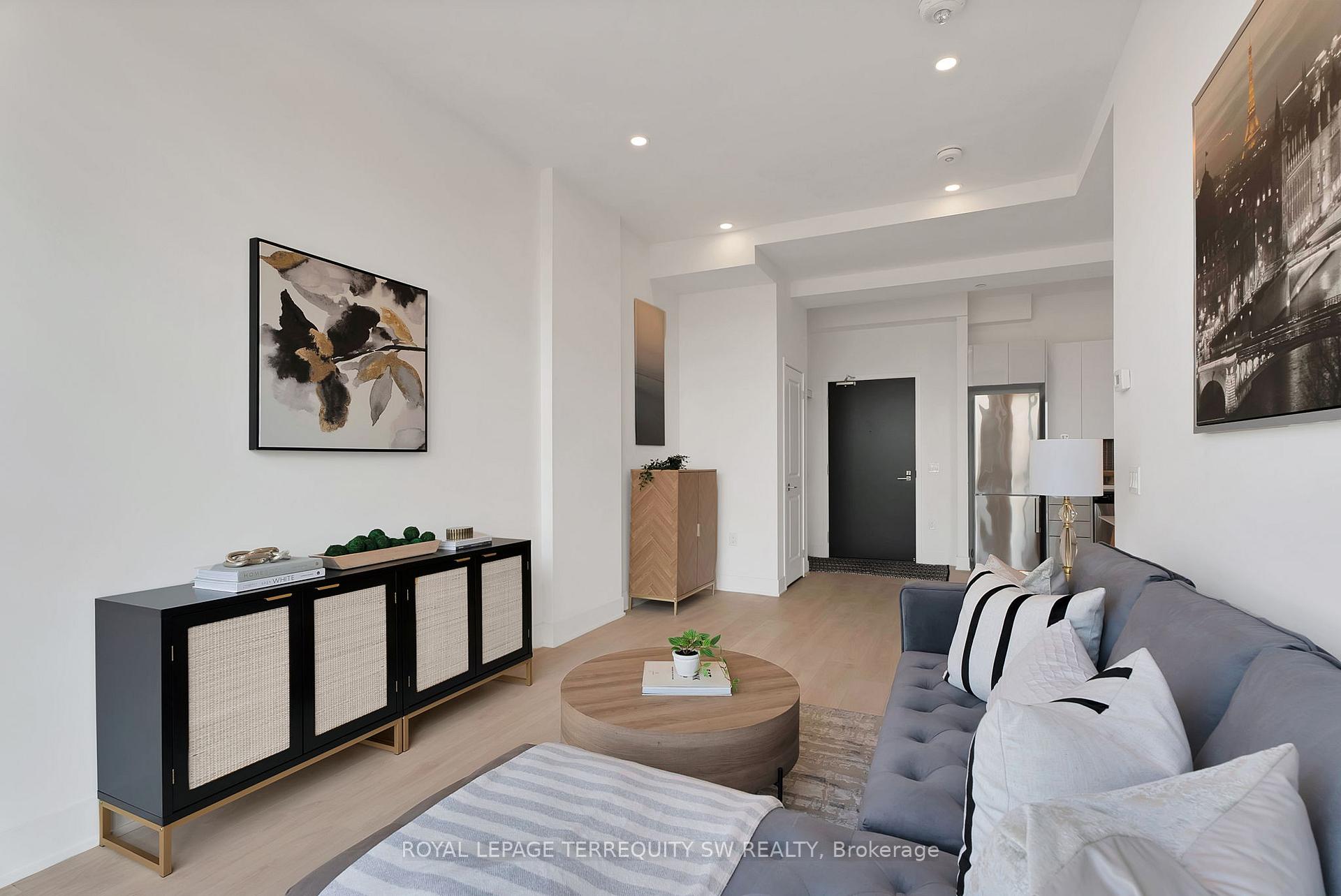 Photo 10 of Unit 515, 2916 Highway 7, Vaughan, Concord — HOMEH