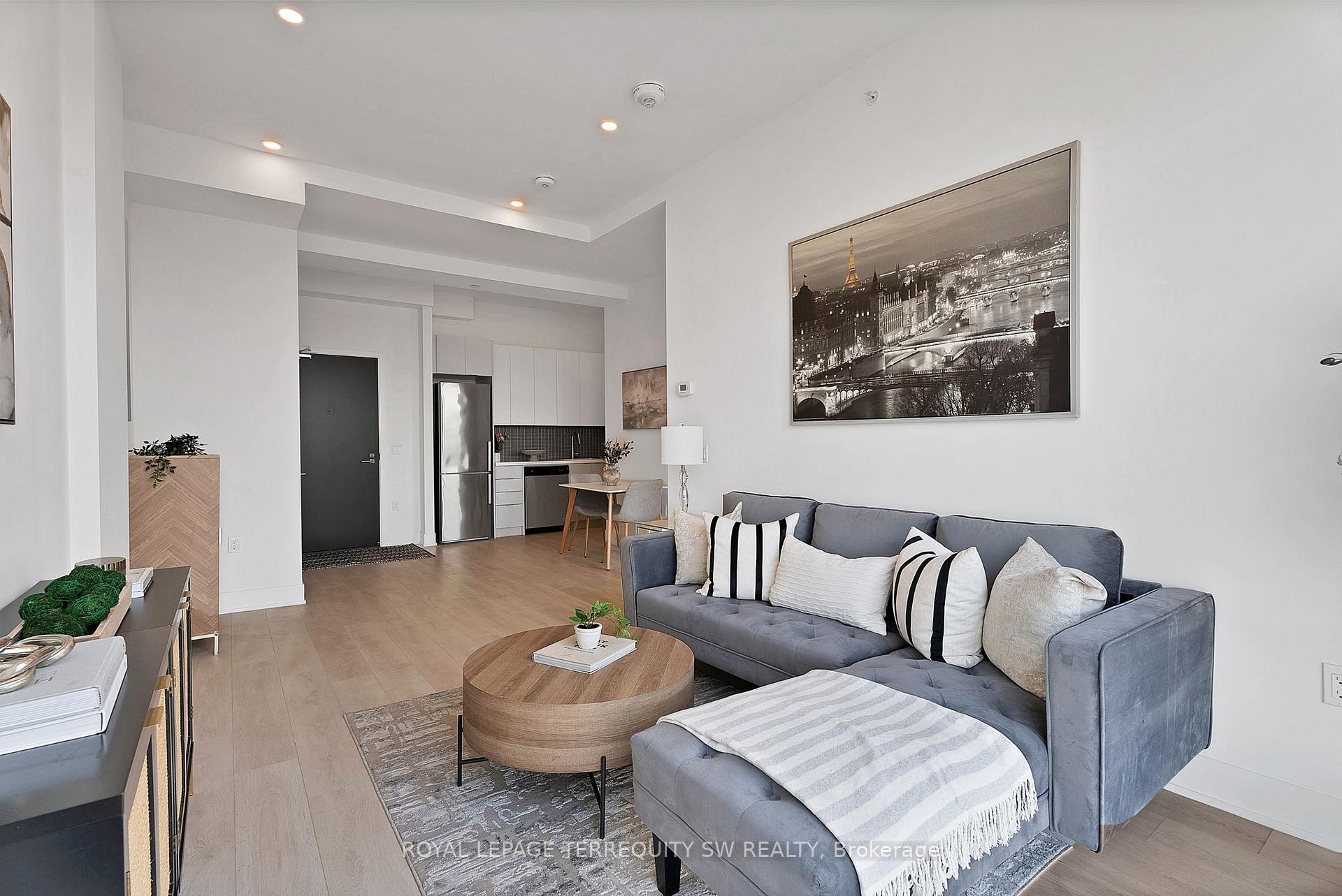 Photo 9 of Unit 515, 2916 Highway 7, Vaughan, Concord — HOMEH