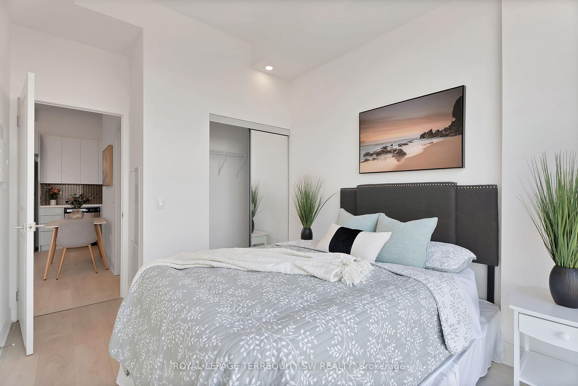 Photo 11 of Unit 515, 2916 Highway 7, Vaughan, Concord — HOMEH