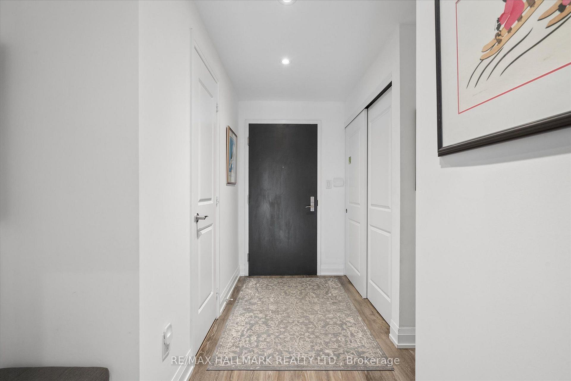 Photo 4 of Unit 403, 200 Woodbine Avenue, Toronto, The Beaches — HOMEH
