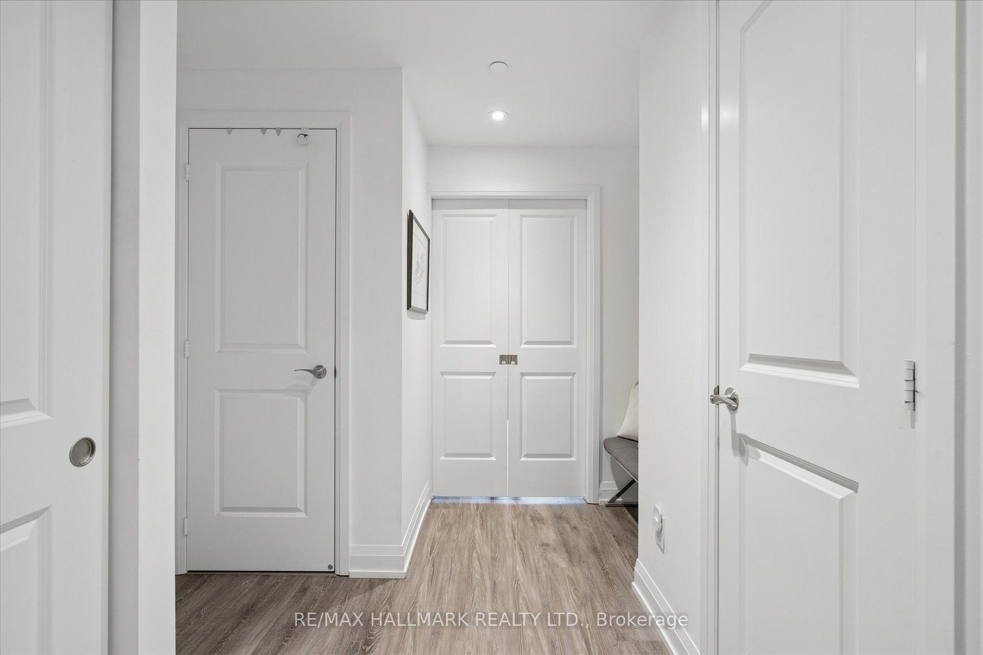 Photo 5 of Unit 403, 200 Woodbine Avenue, Toronto, The Beaches — HOMEH