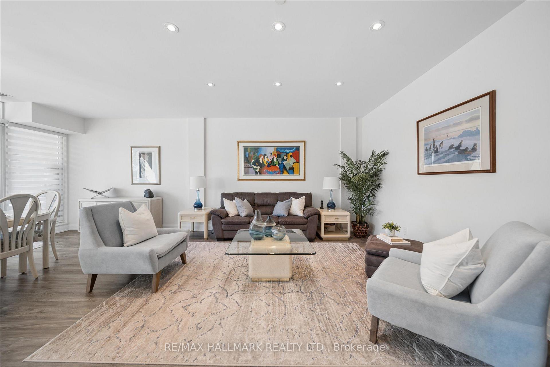 Photo 13 of Unit 403, 200 Woodbine Avenue, Toronto, The Beaches — HOMEH