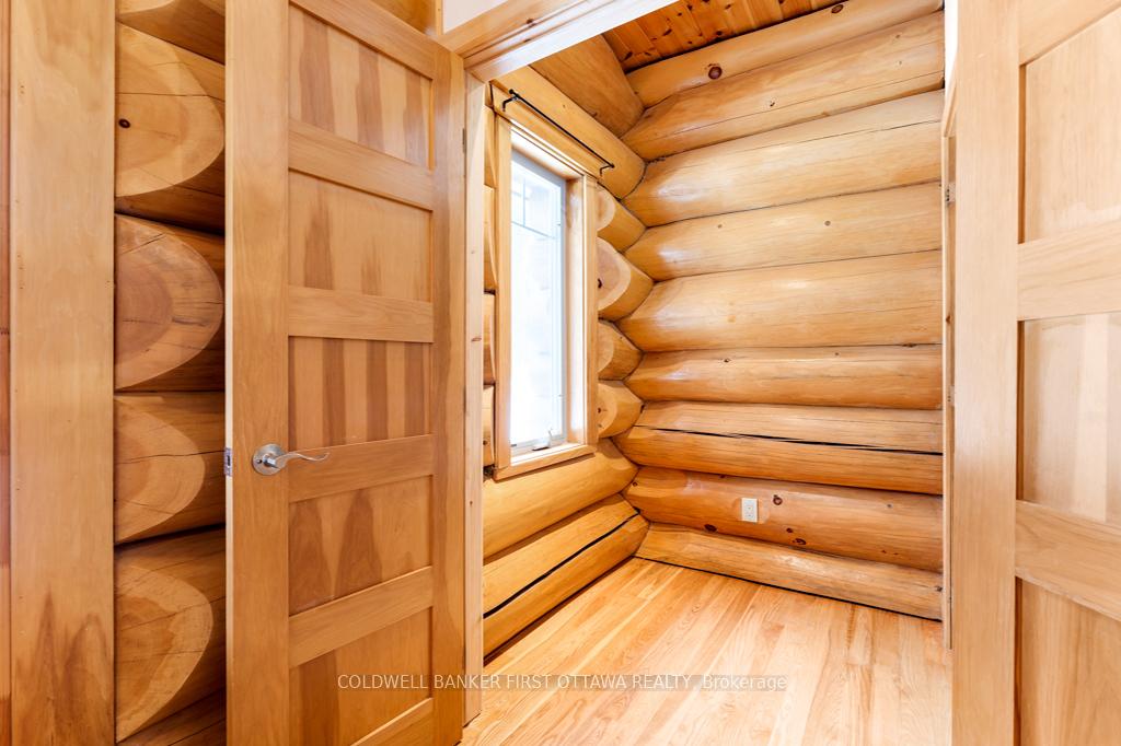 Photo 5 of 2467 Darling Road, Lanark Highlands, Lanark Highlands (Darling) Twp — HOMEH