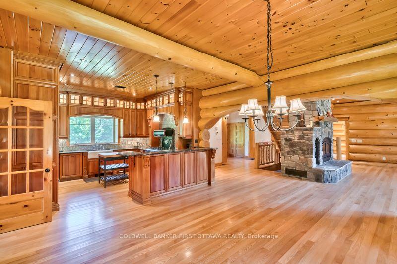 Photo 11 of 2467 Darling Road, Lanark Highlands, Lanark Highlands (Darling) Twp — HOMEH