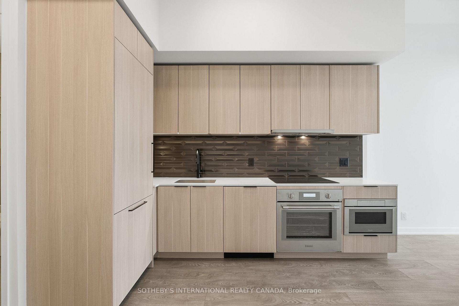 Photo 4 of Unit PH14, 88 Bathurst Street, Toronto, Niagara — HOMEH