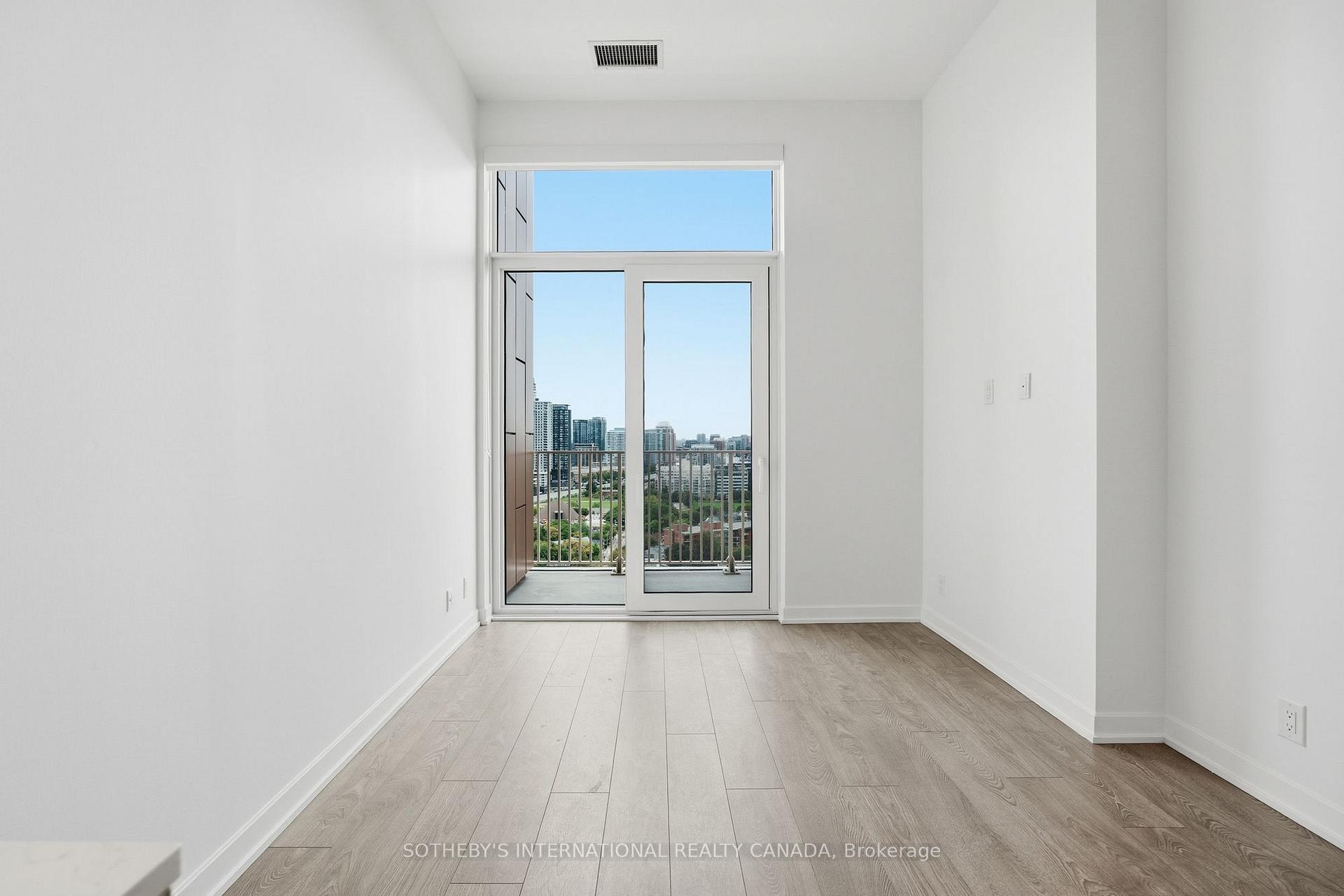 Photo 7 of Unit PH14, 88 Bathurst Street, Toronto, Niagara — HOMEH