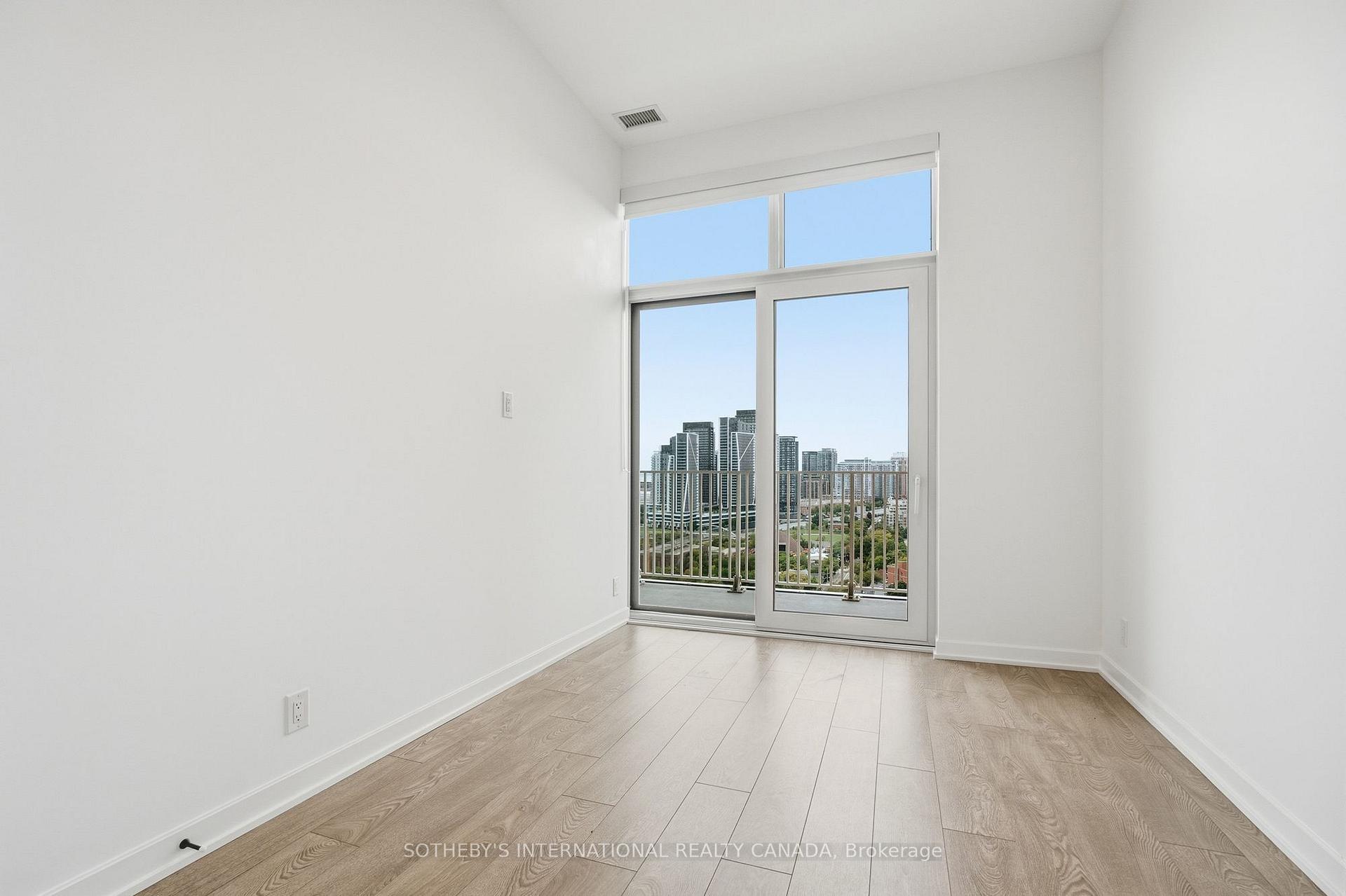 Photo 13 of Unit PH14, 88 Bathurst Street, Toronto, Niagara — HOMEH