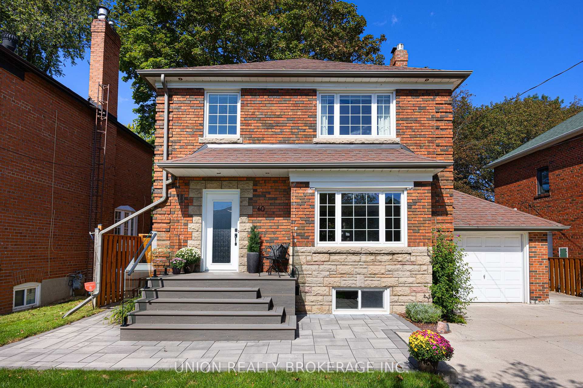 Photo 2 of 60 Fishleigh Drive, Scarborough, Birchcliffe-Cliffside — HOMEH