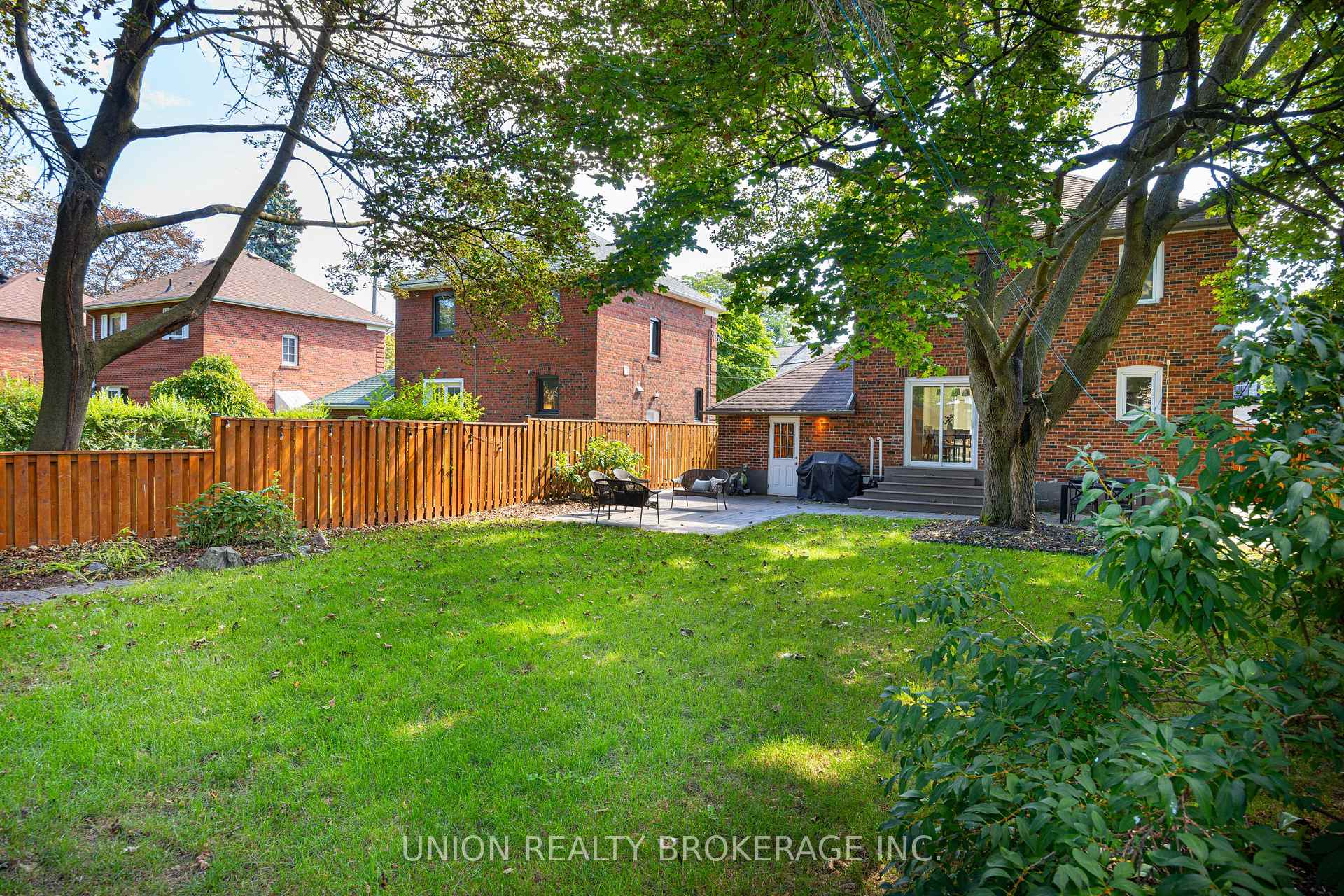 Photo 31 of 60 Fishleigh Drive, Scarborough, Birchcliffe-Cliffside — HOMEH