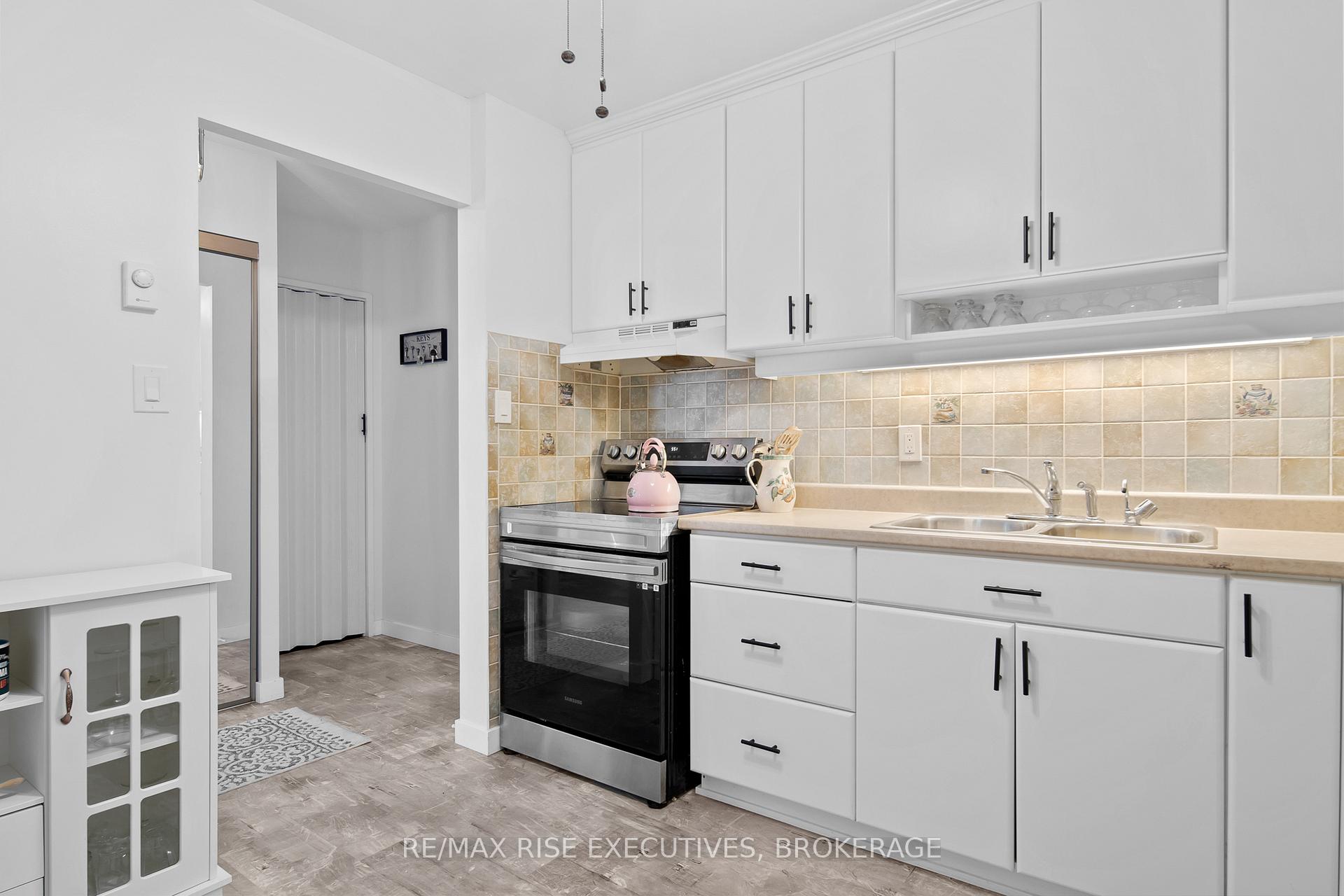 Photo 18 of Unit 710, 66 Greenview Drive, Kingston, Central City West — HOMEH