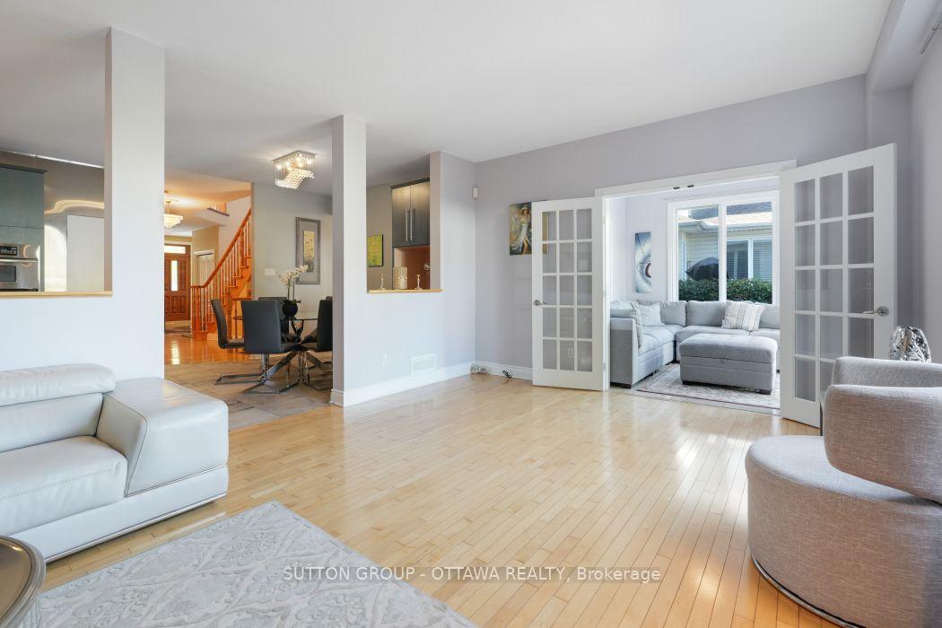 Photo 18 of 5 Escade Drive, Ottawa, Barrhaven East — HOMEH