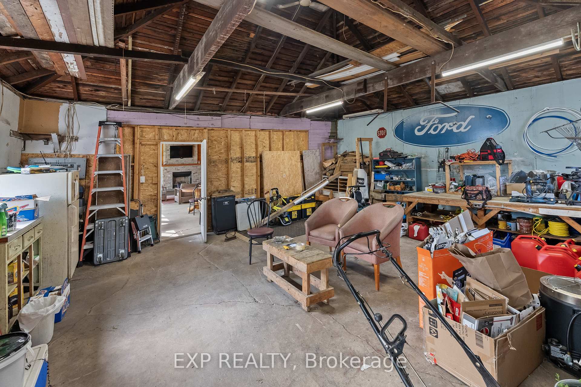 Photo 4 of 3938 Main Street, Niagara Falls, Chippawa — HOMEH