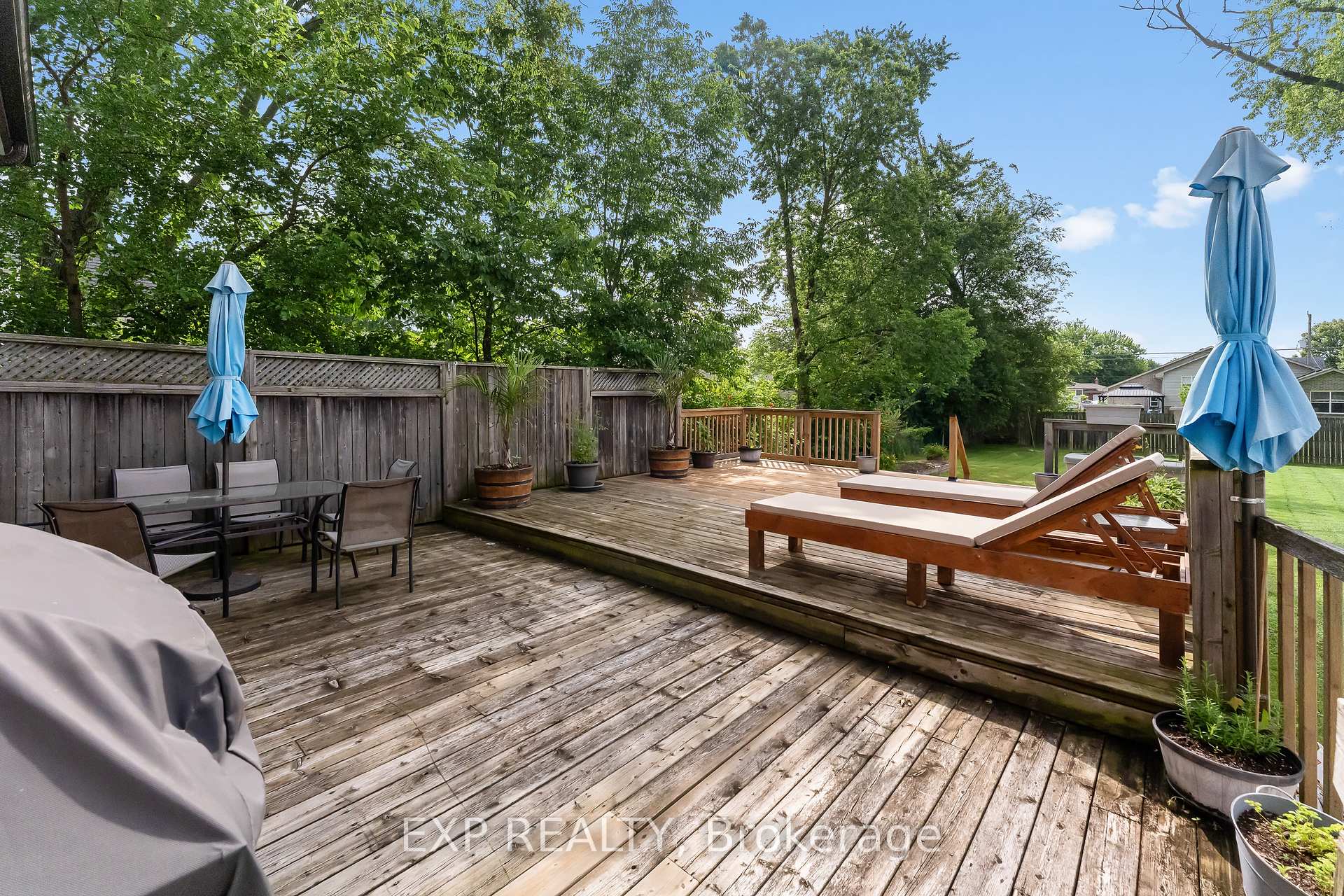 Photo 10 of 3938 Main Street, Niagara Falls, Chippawa — HOMEH