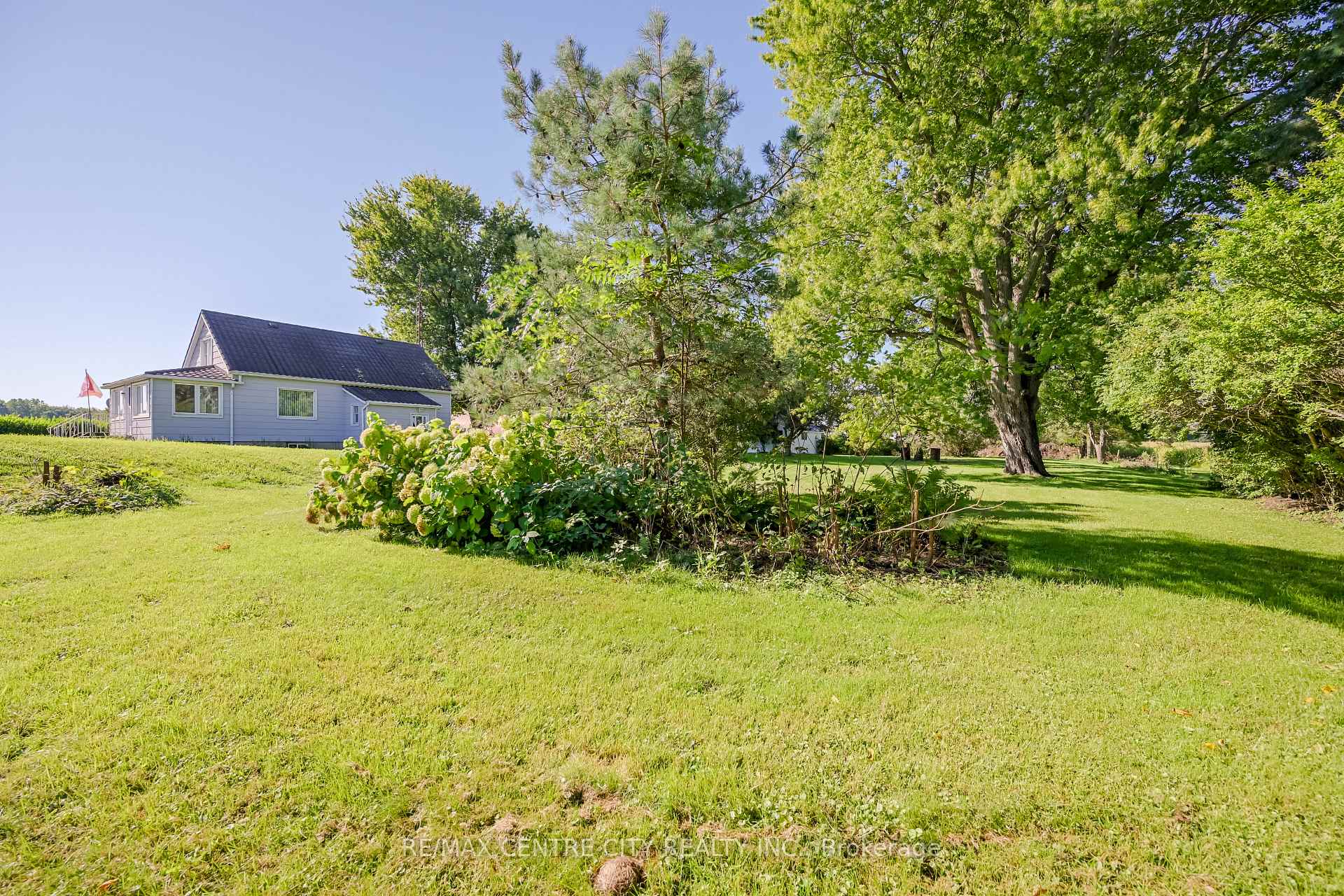 Photo 4 of 12329 Graham Road, West Elgin, Rural West Elgin — HOMEH