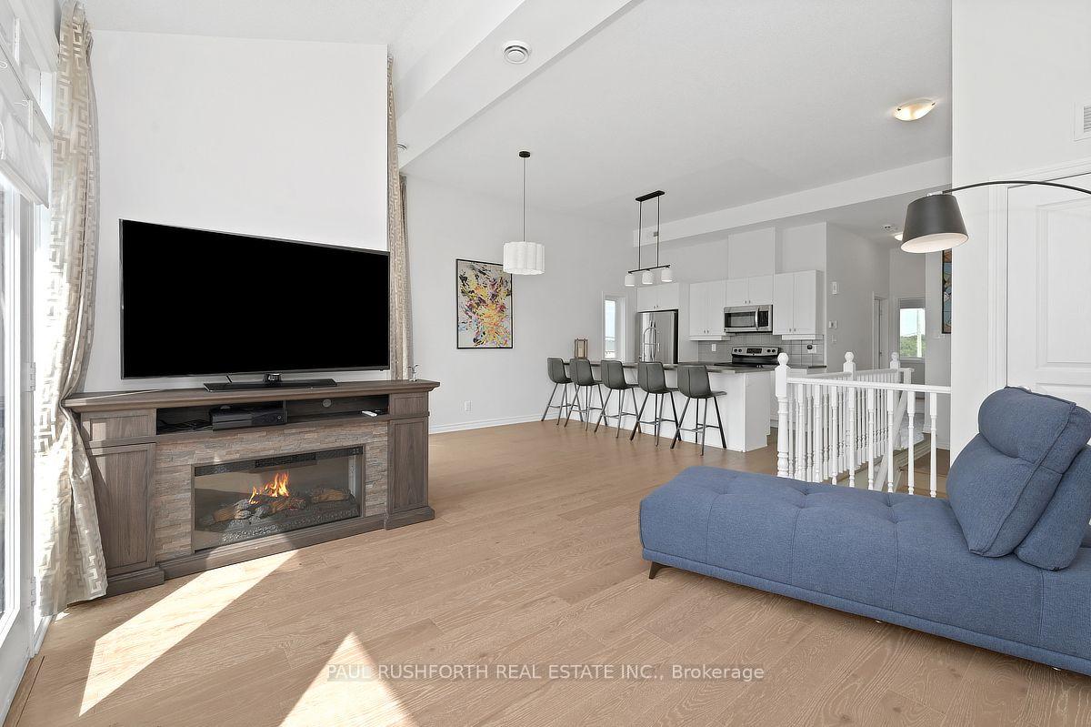 Photo 6 of 602 Brian Good Avenue, Ottawa, Riverside South/Gloucester Glen — HOMEH