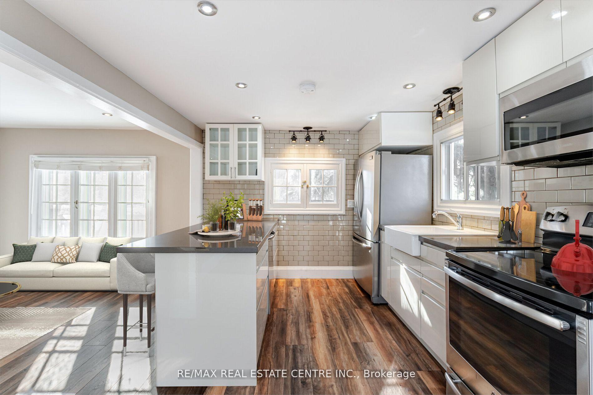 Photo 17 of 174 Victoria Street, Brampton, Bram West — HOMEH