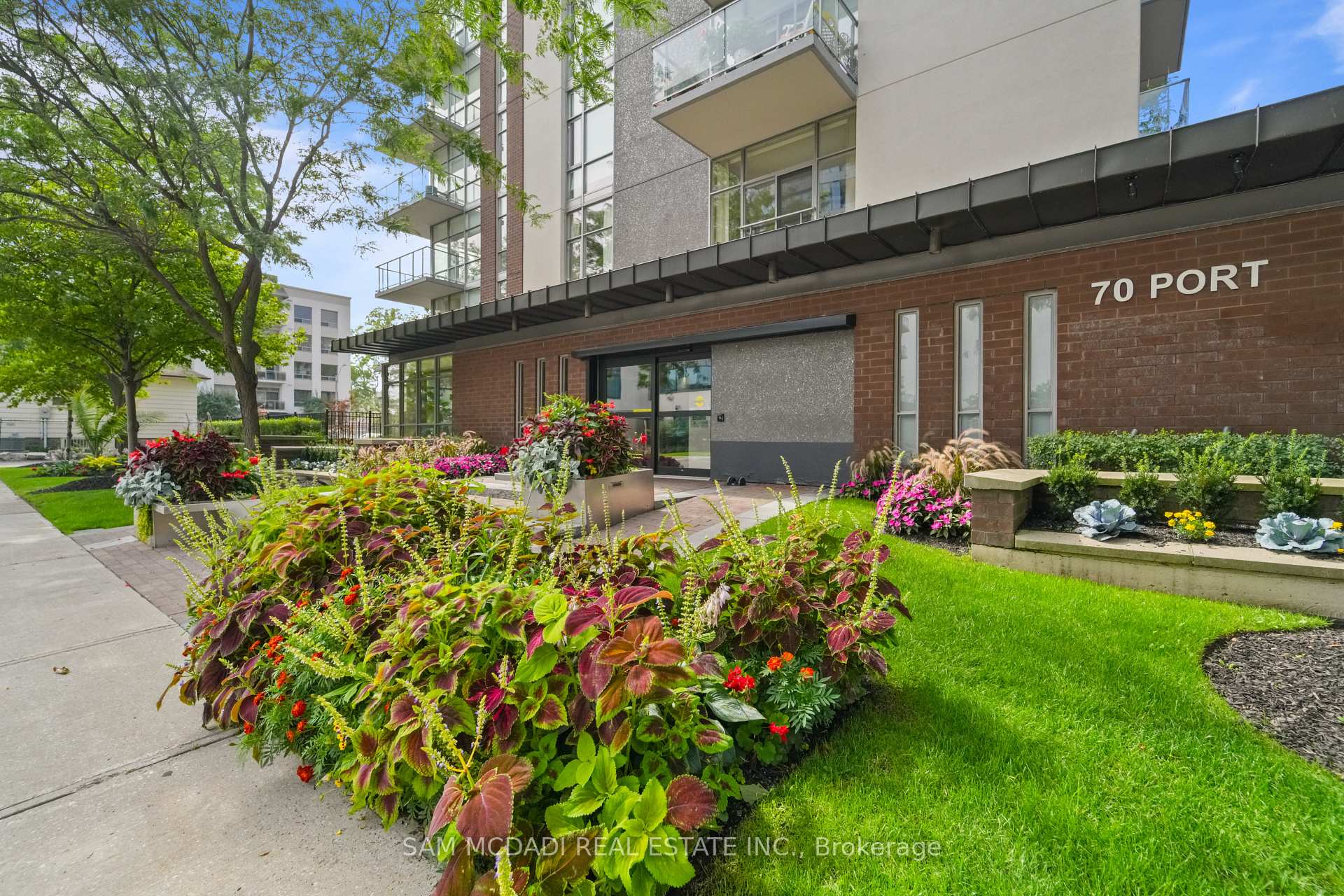 Photo 3 of Unit 506, 70 Port Street E, Mississauga, Port Credit — HOMEH