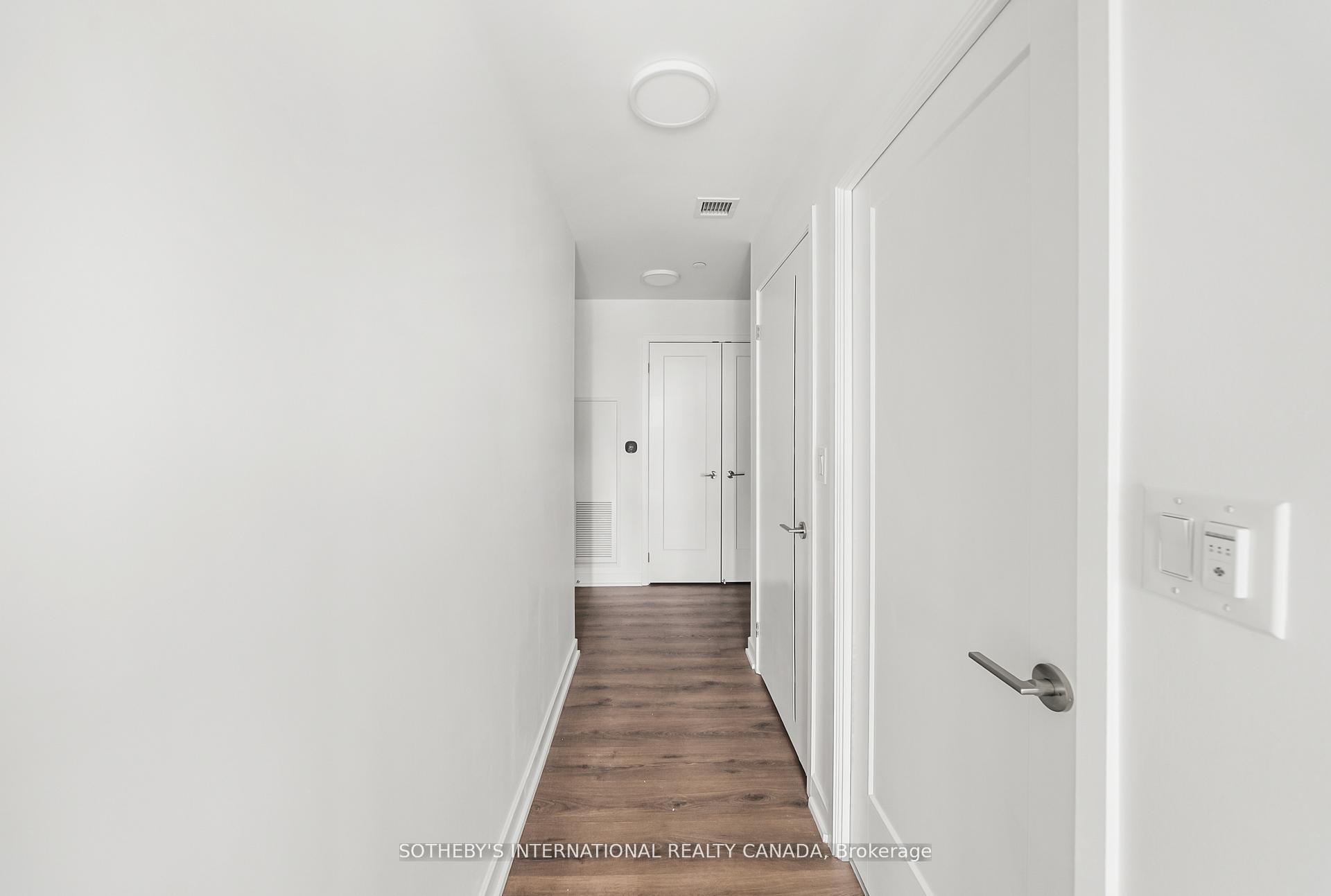 Photo 9 of Unit 1217, 88 bathurst Street, Toronto, Niagara — HOMEH