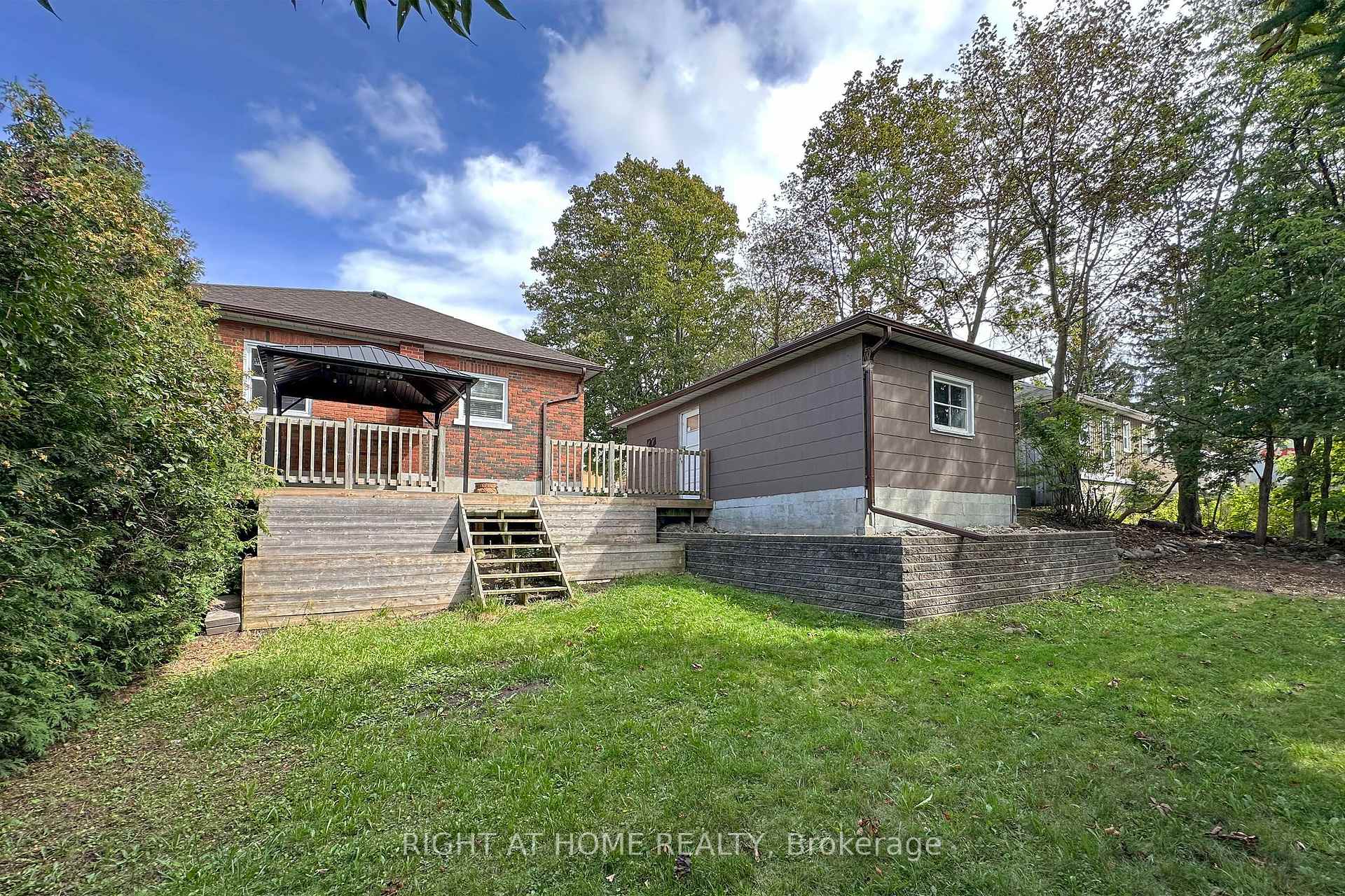 Photo 24 of 488 Cromwell Avenue, Oshawa, Vanier — HOMEH