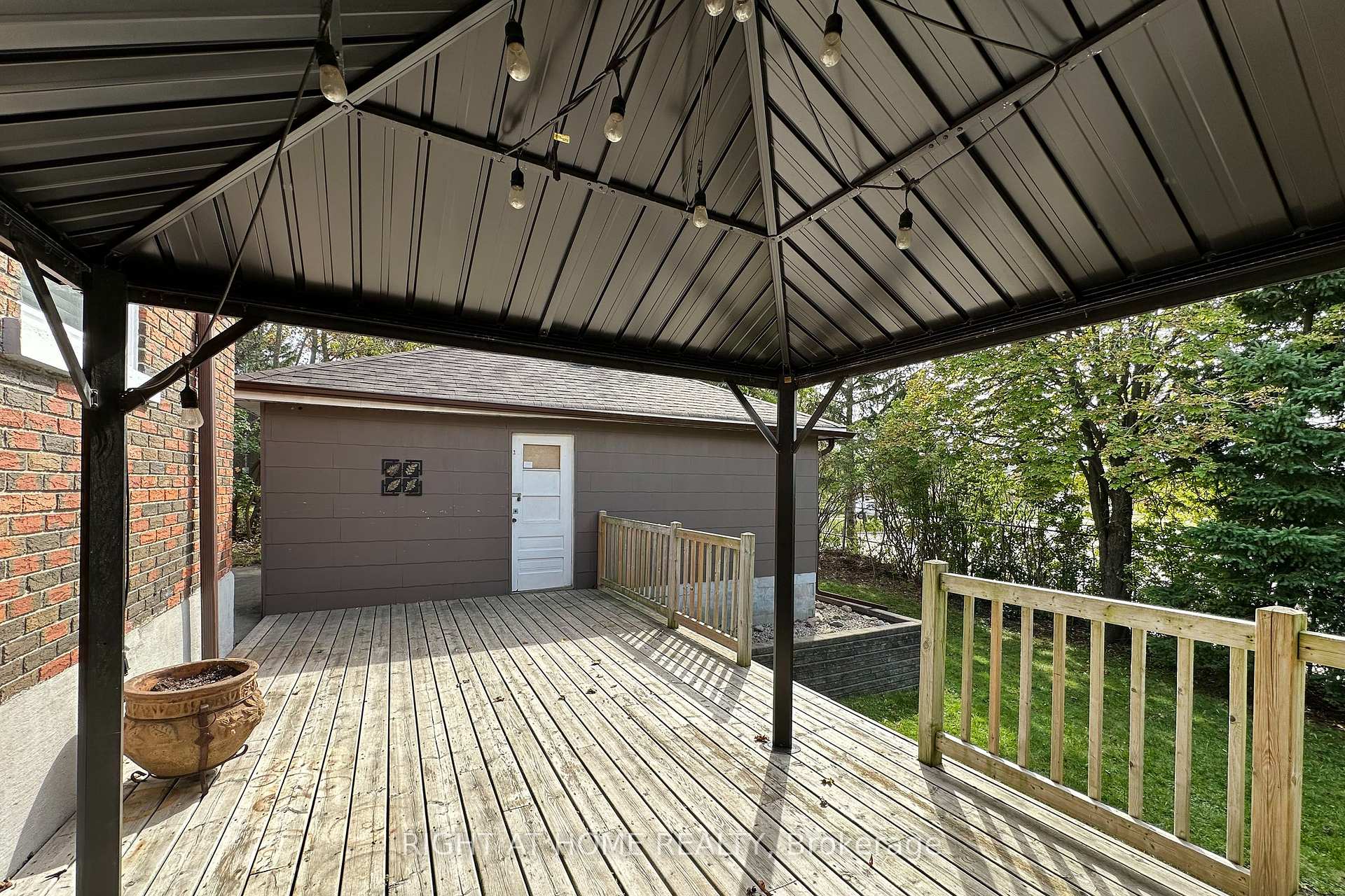 Photo 26 of 488 Cromwell Avenue, Oshawa, Vanier — HOMEH