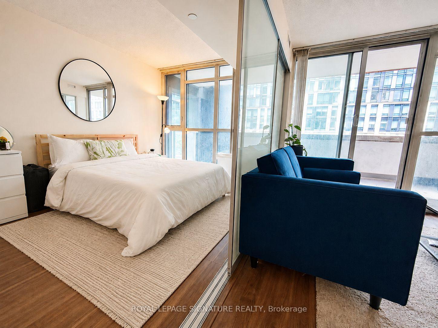 Photo 7 of Unit 310, 85 Queens Wharf Road, Toronto, Waterfront Communities — HOMEH