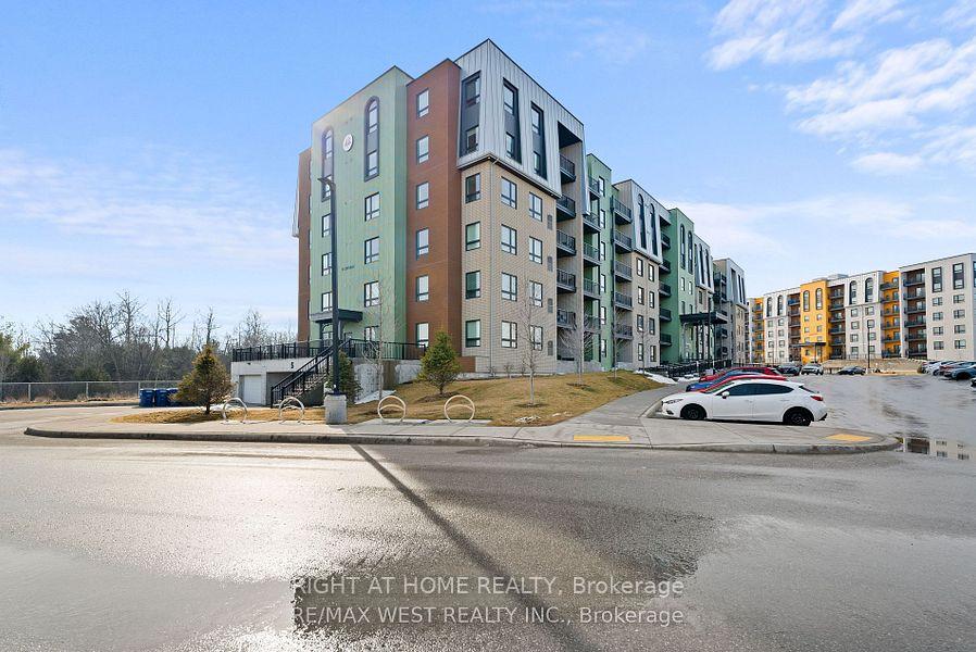 Photo 5 of 113-5 Chef Lane, Barrie, Rural Barrie Southeast — HOMEH