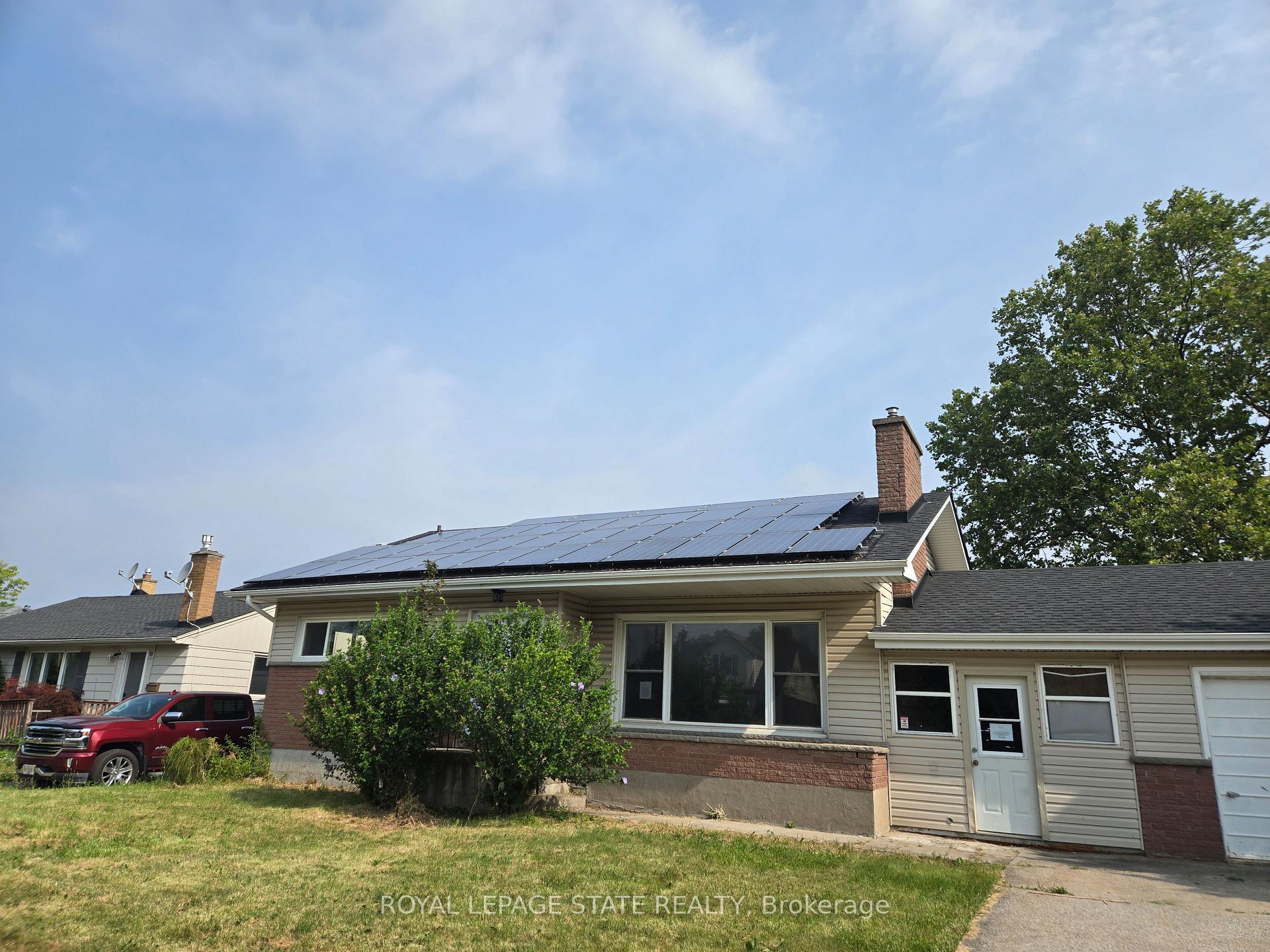 Photo 2 of 16 Broderick Avenue, Thorold, Thorold Downtown — HOMEH