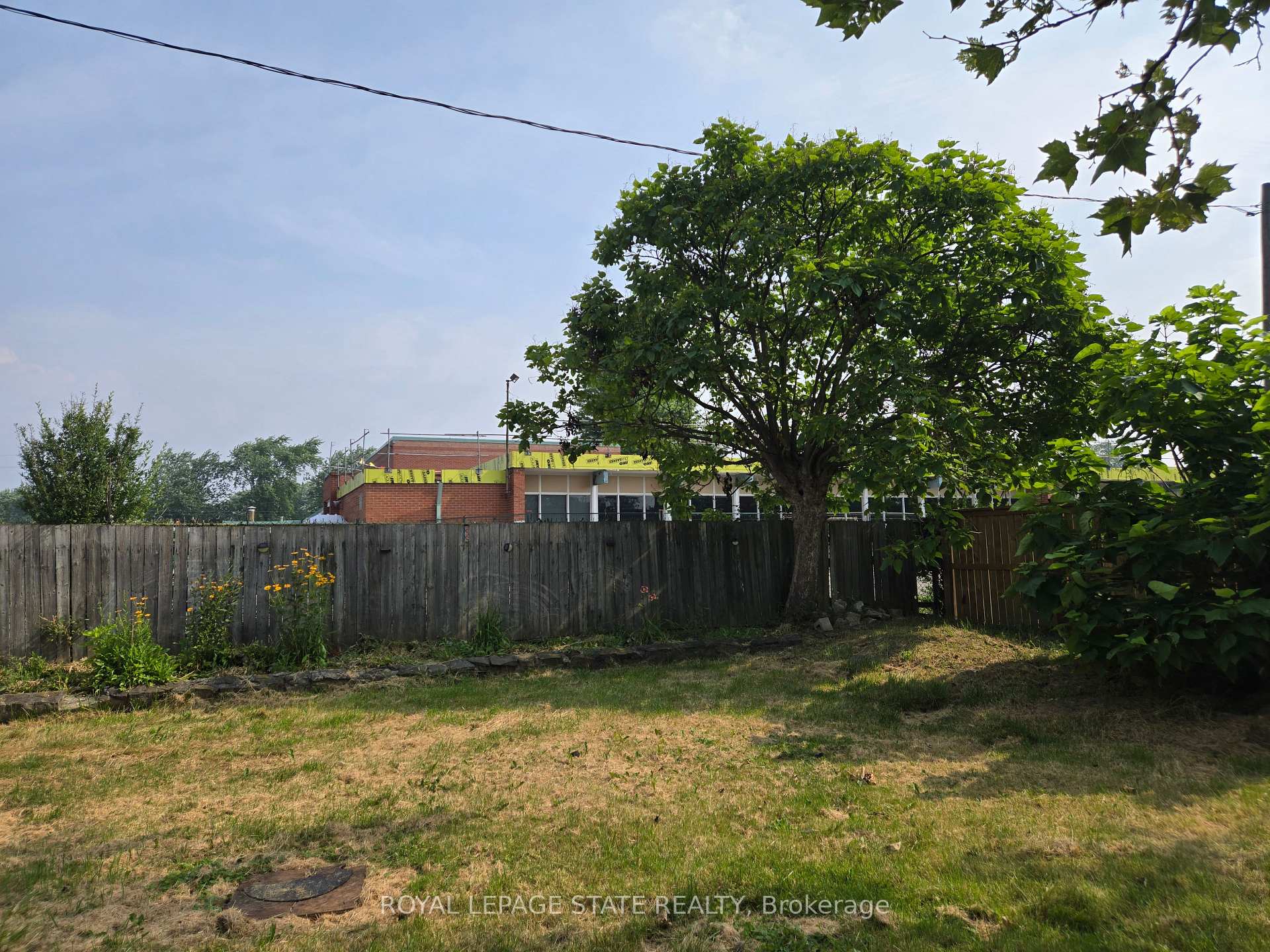 Photo 5 of 16 Broderick Avenue, Thorold, Thorold Downtown — HOMEH