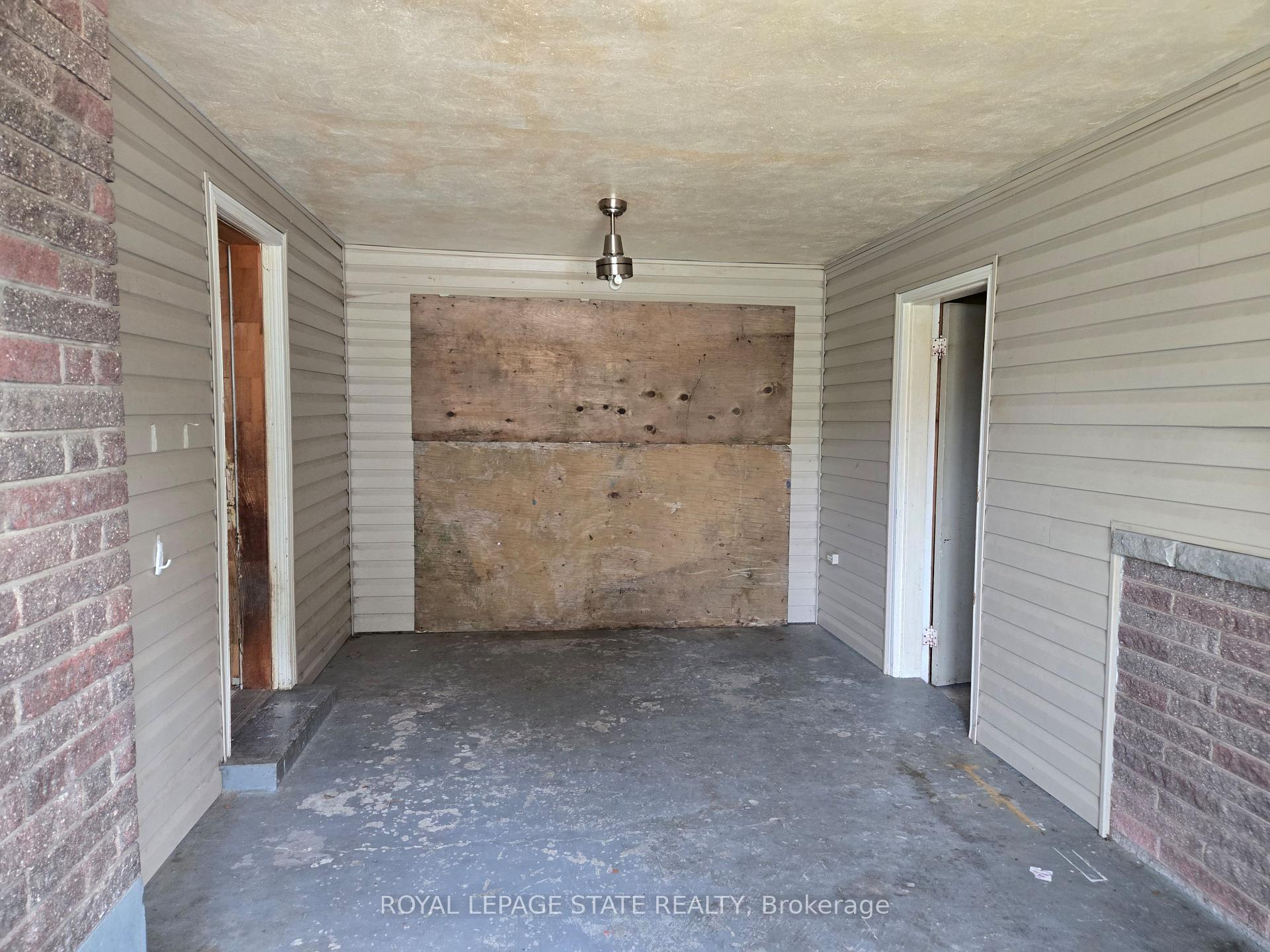 Photo 10 of 16 Broderick Avenue, Thorold, Thorold Downtown — HOMEH