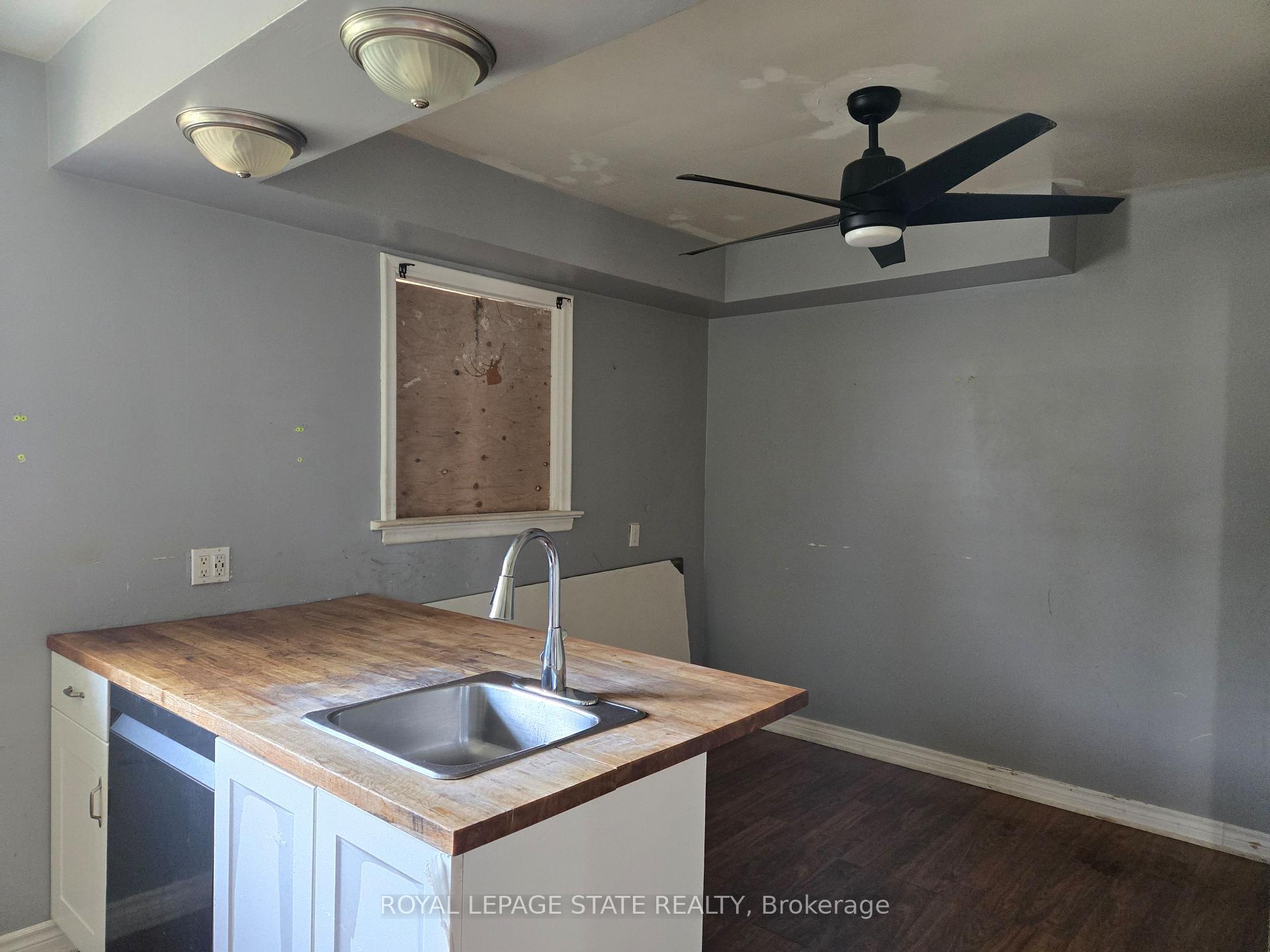 Photo 14 of 16 Broderick Avenue, Thorold, Thorold Downtown — HOMEH