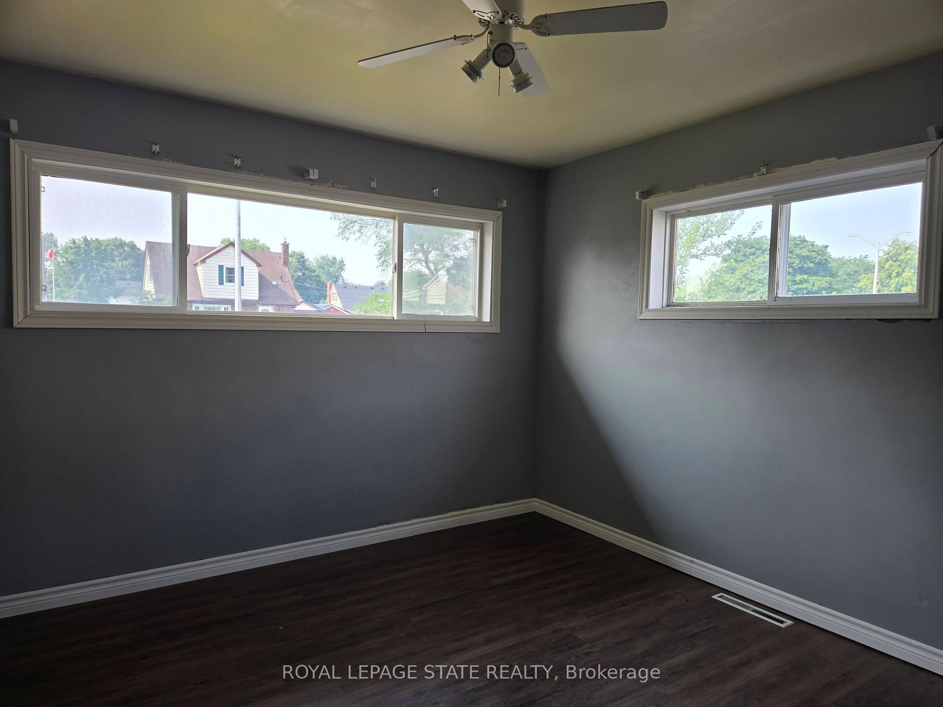Photo 21 of 16 Broderick Avenue, Thorold, Thorold Downtown — HOMEH